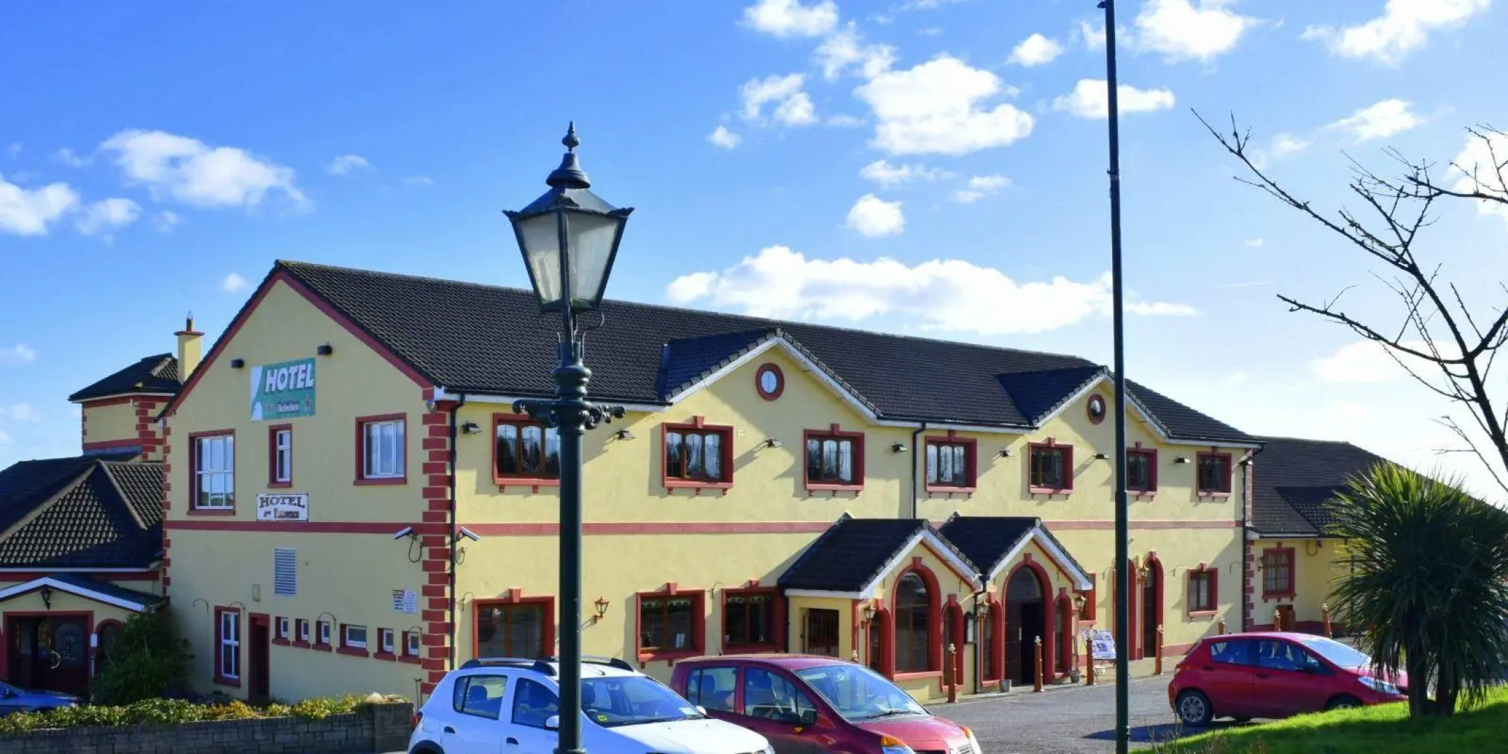 The Rhu Glenn Hotel