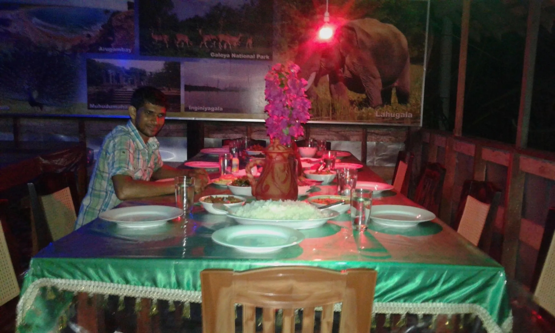 Star Rest Beach Hotel Arugambay