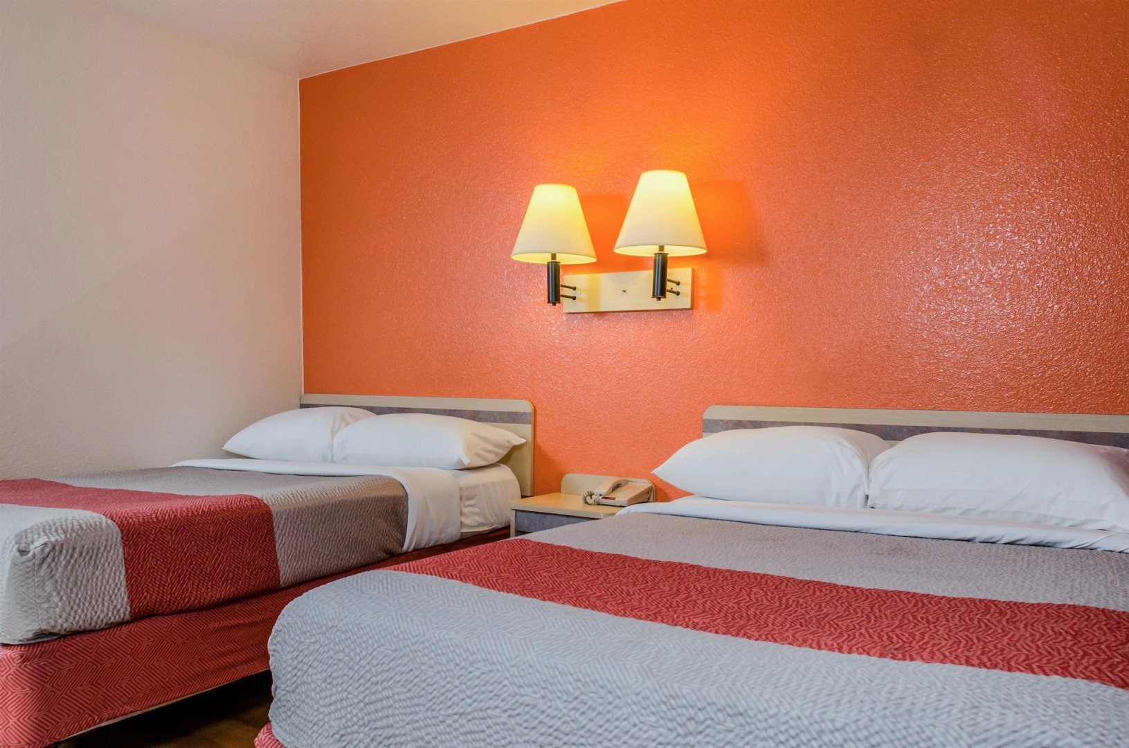 Super 8 by Wyndham Turlock