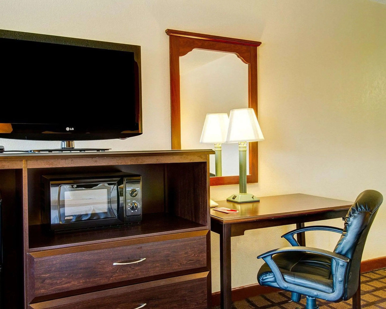 Econo Lodge Sharon - Foxborough