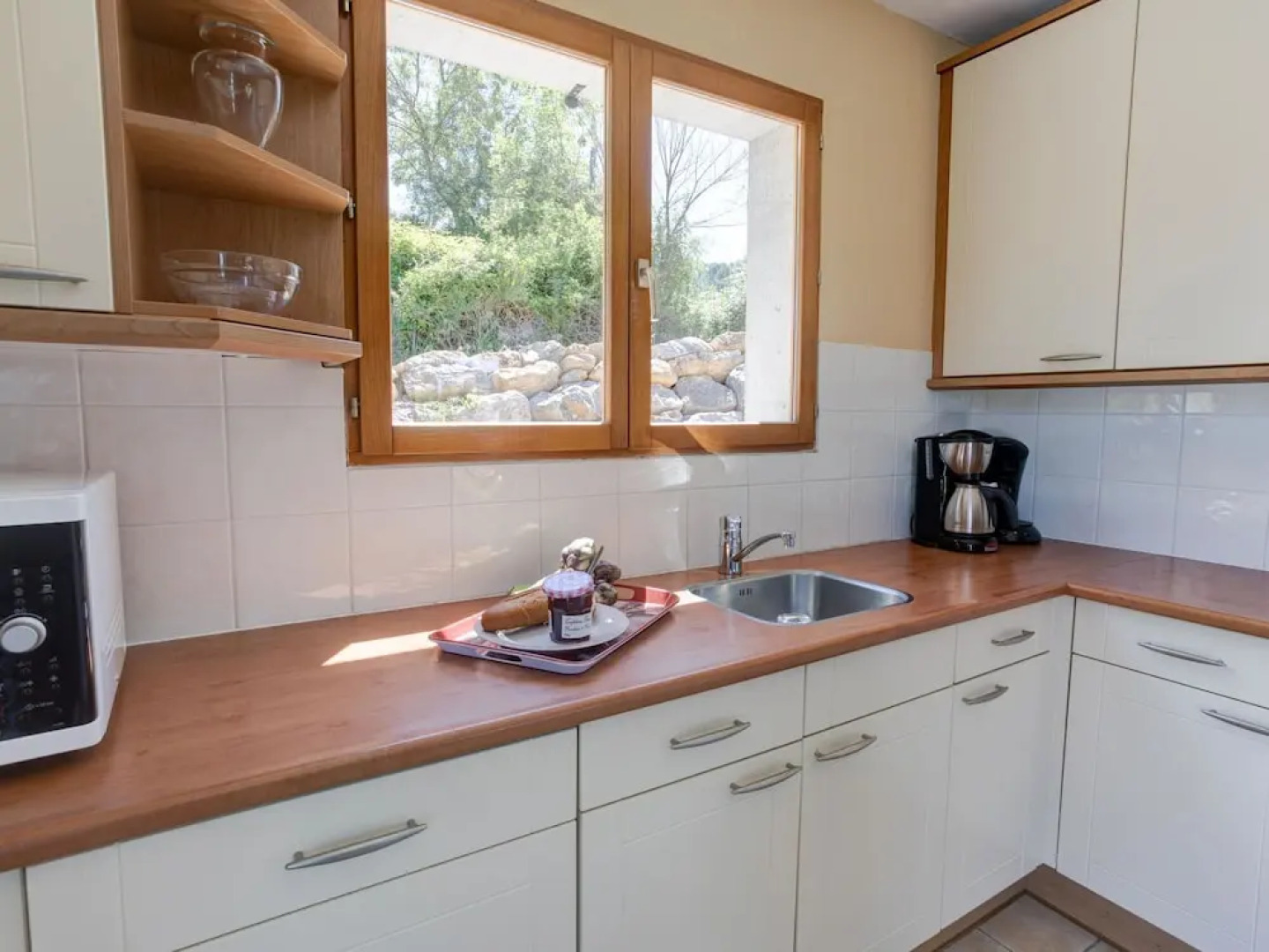 Cosy Villa in Félines-minervois With Swimming Pool