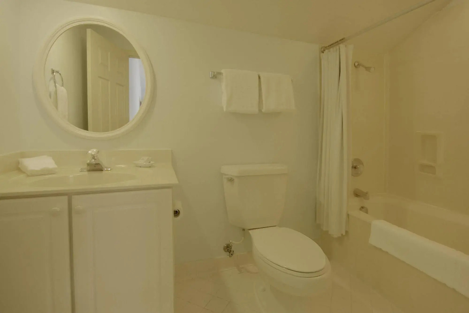 Shipyard Resort by Spinnaker Resorts