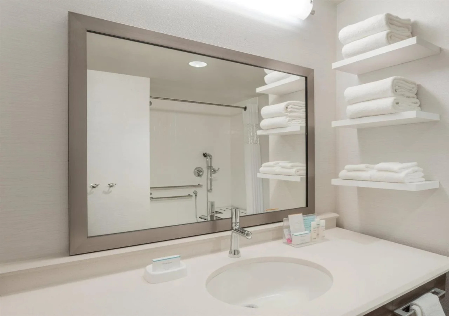 Hampton Inn & Suites West Des Moines/SW Mall Area