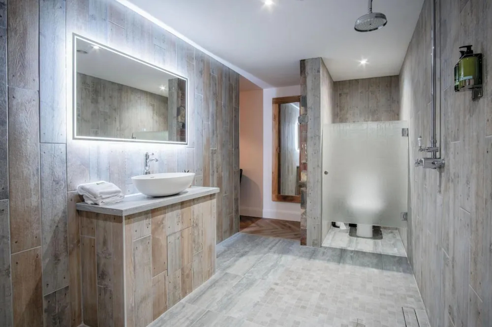 Room 4 The Sleeping Giant Pen Y Cae Inn