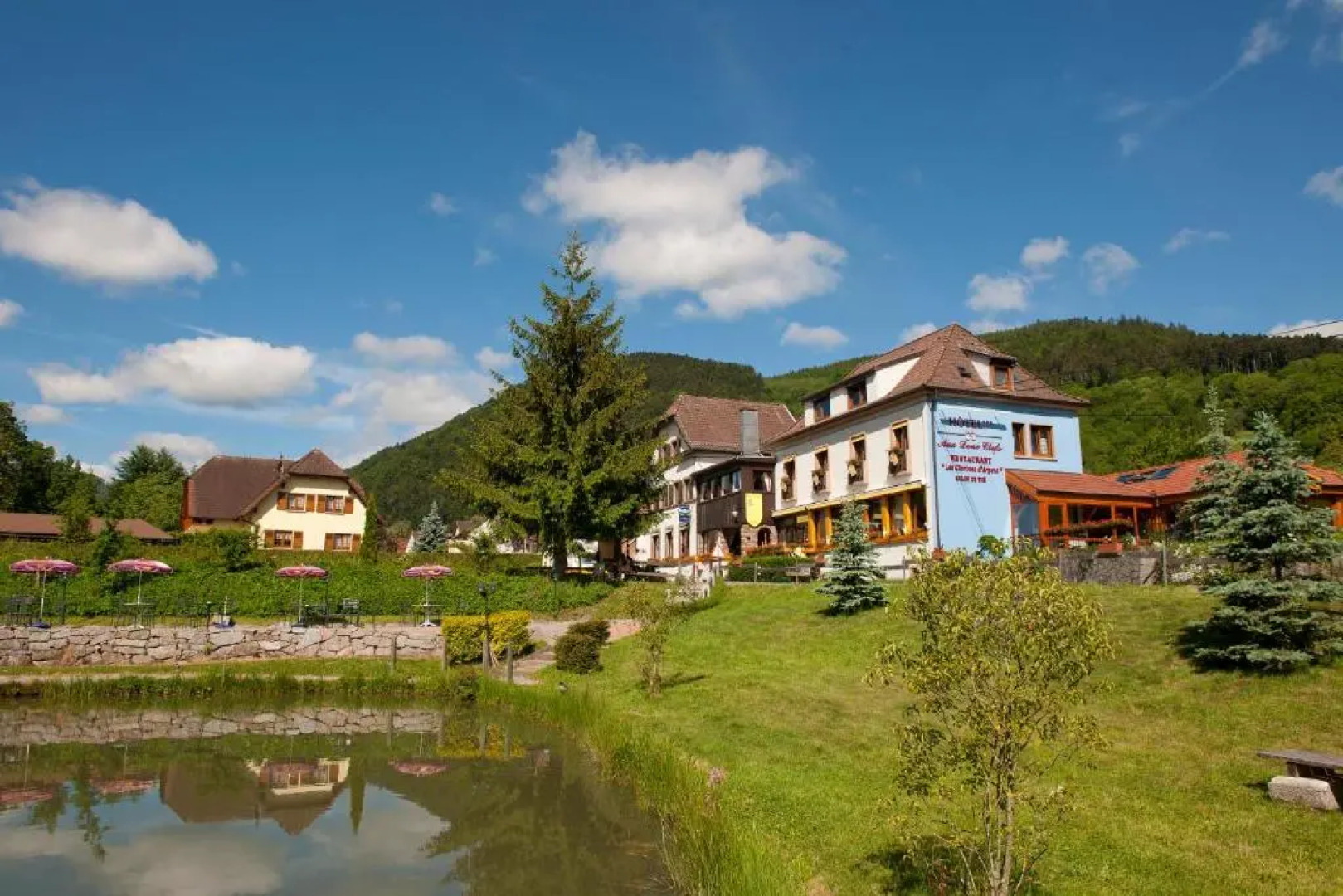 Hotel aux Deux Clefs