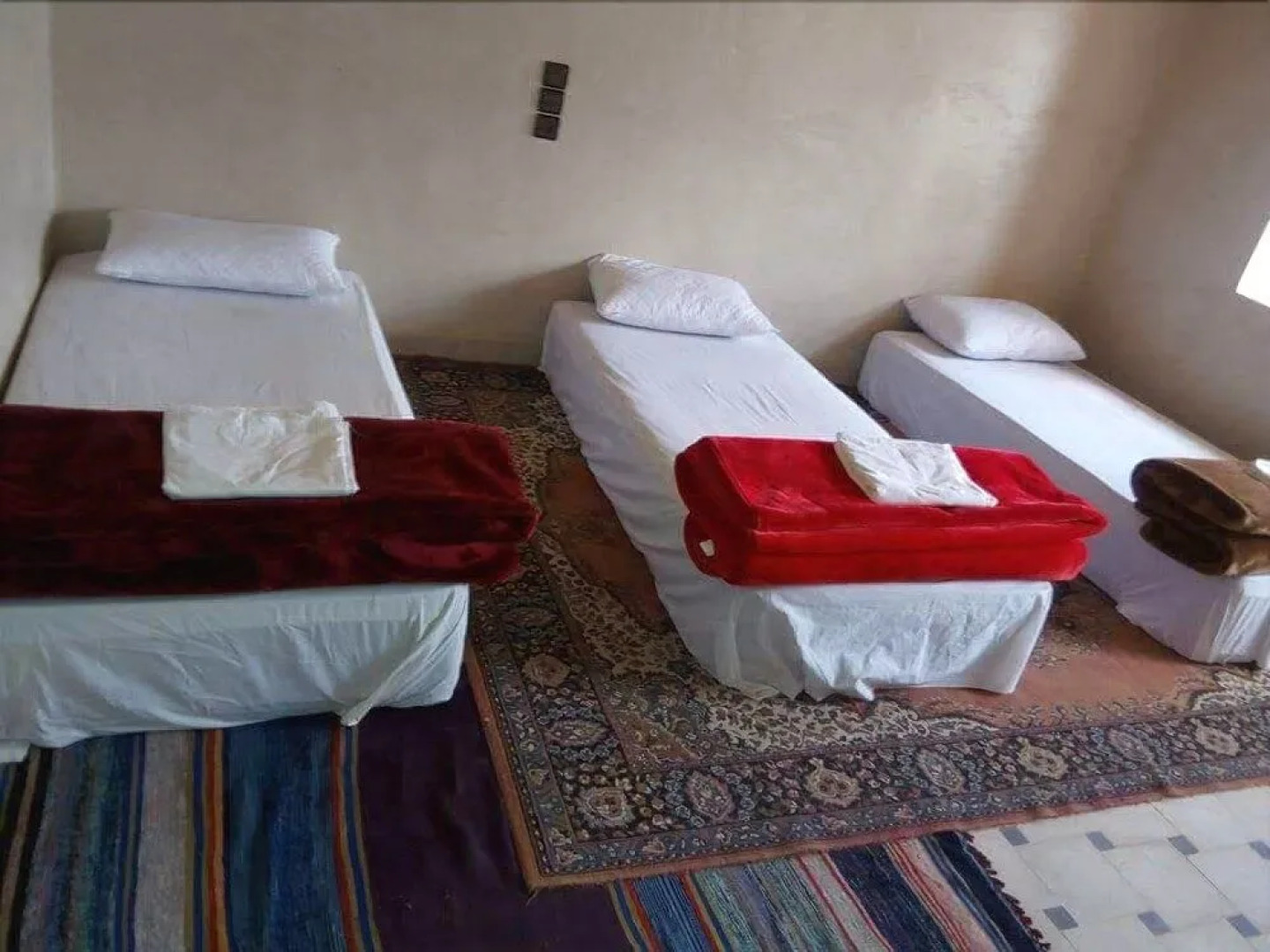 Auberge La Cathedrale Imsfrane