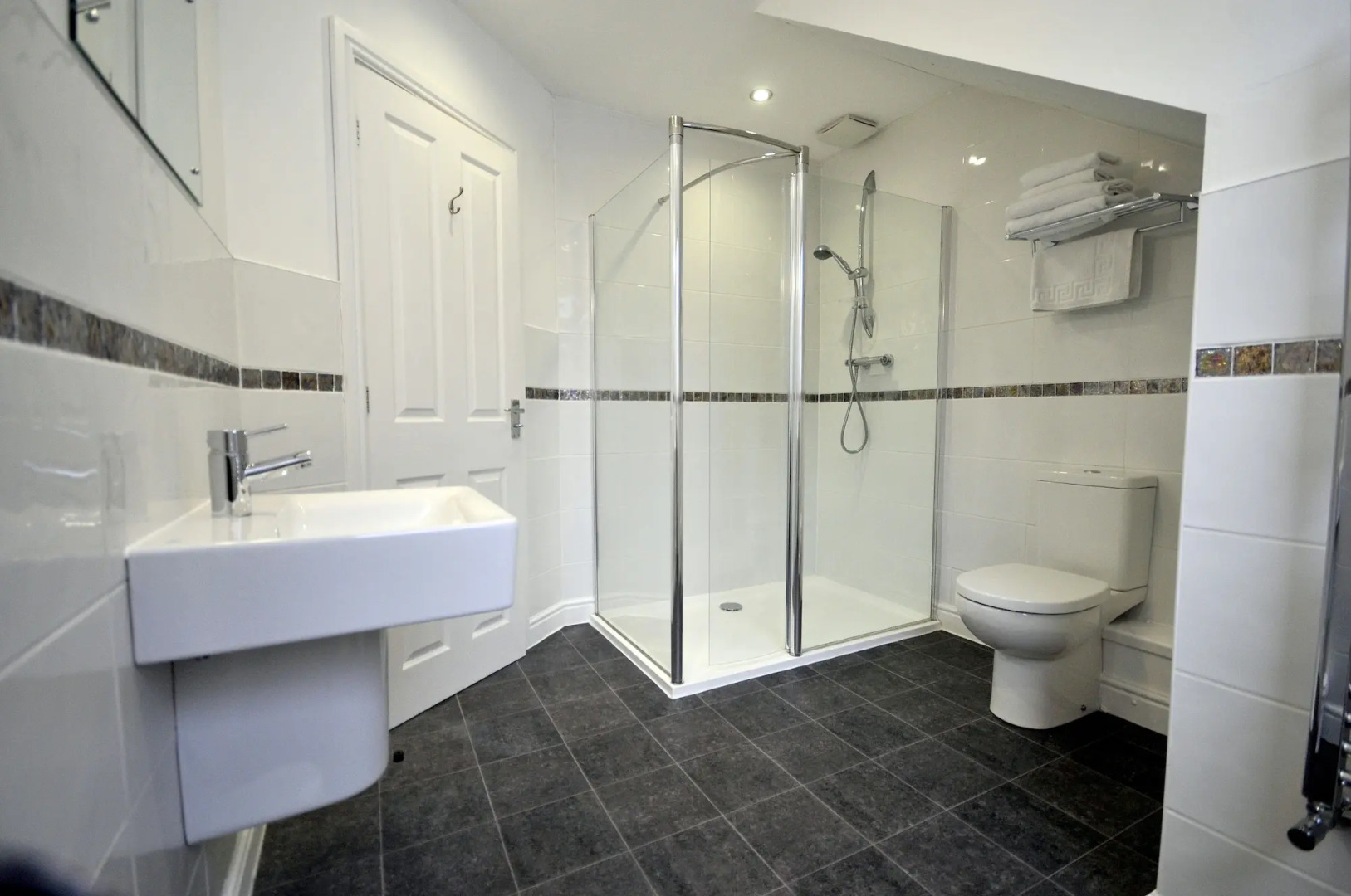 St John's Lodge (incl off-site health club)