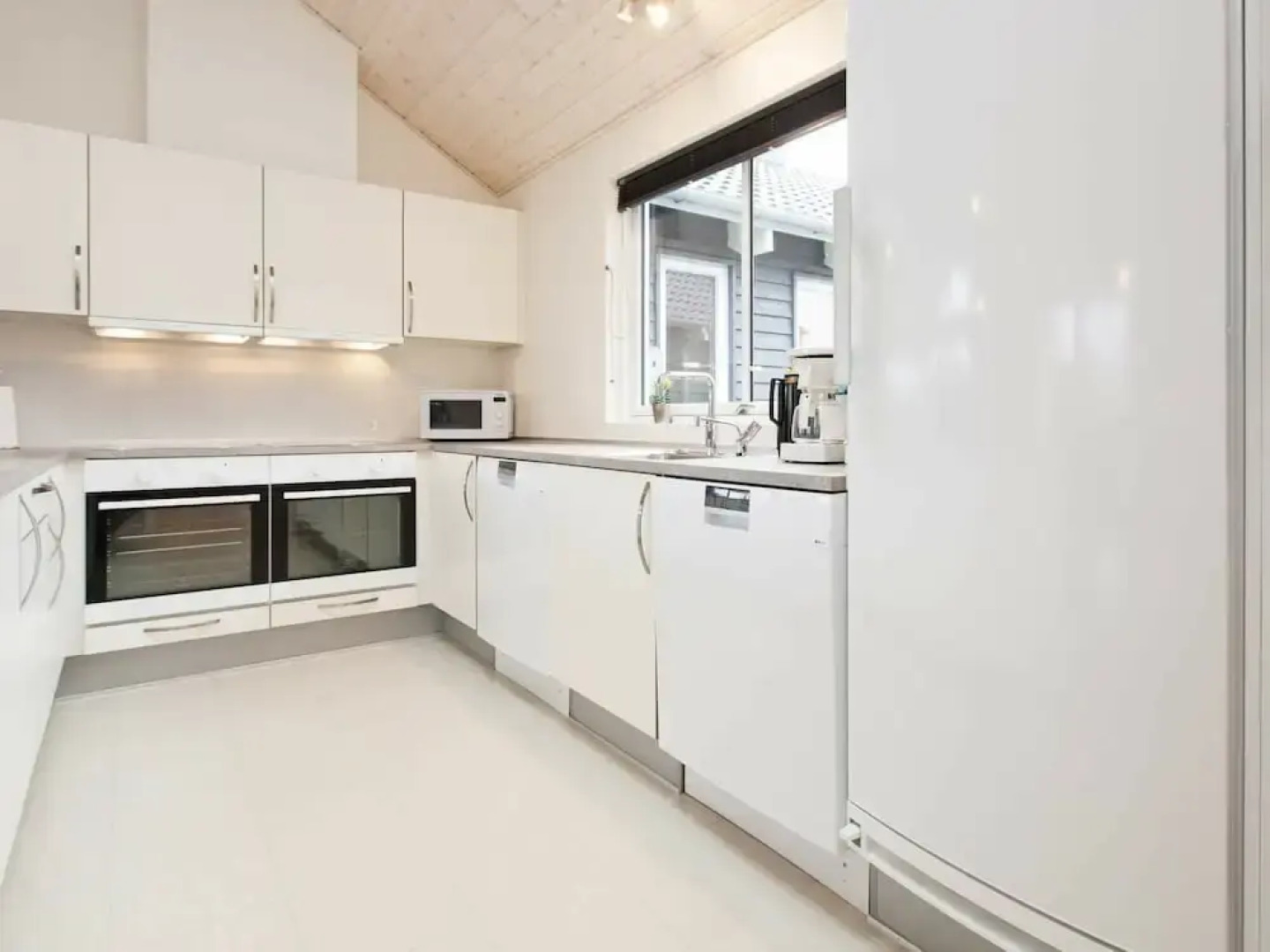 18 Person Holiday Home in Hojby