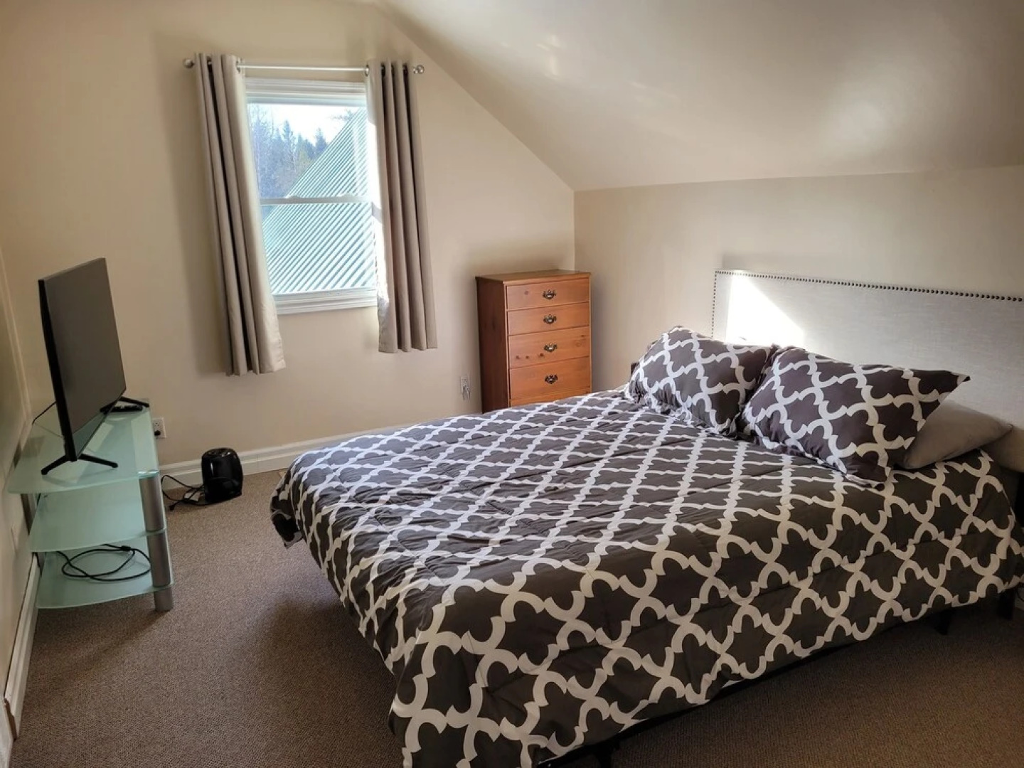 Immaculate 4-bed House