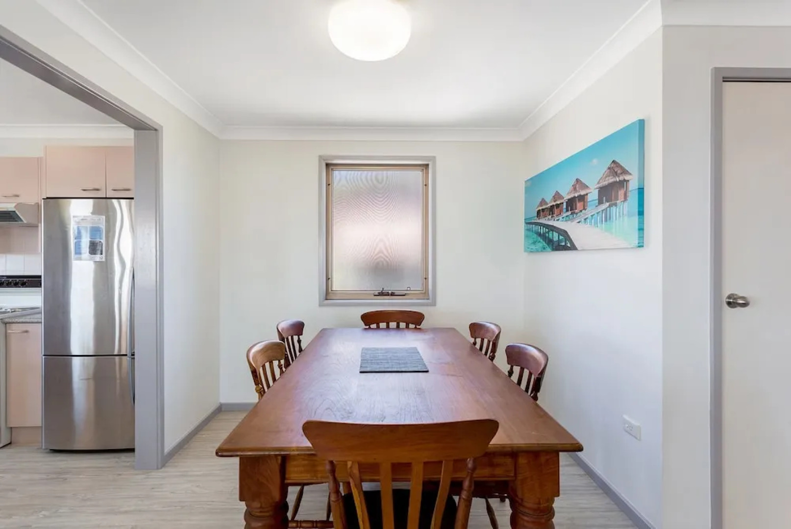 Ronald Avenue, Unit 2/36