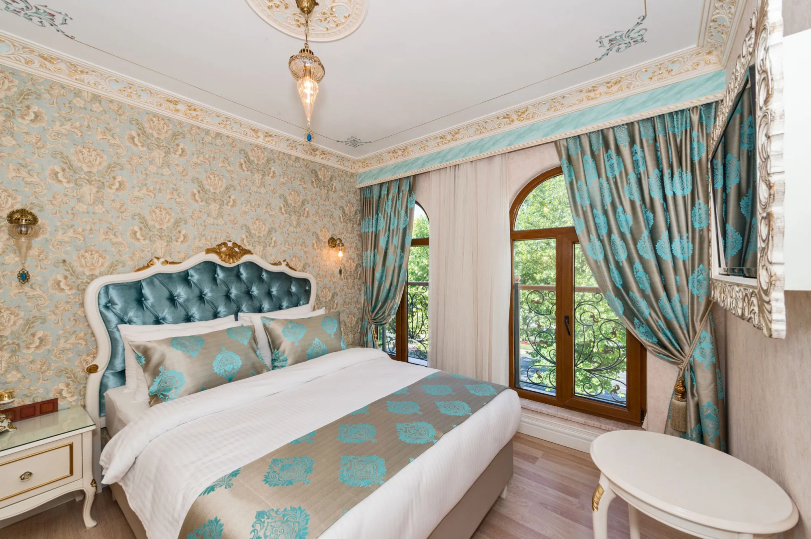Hotel 1453