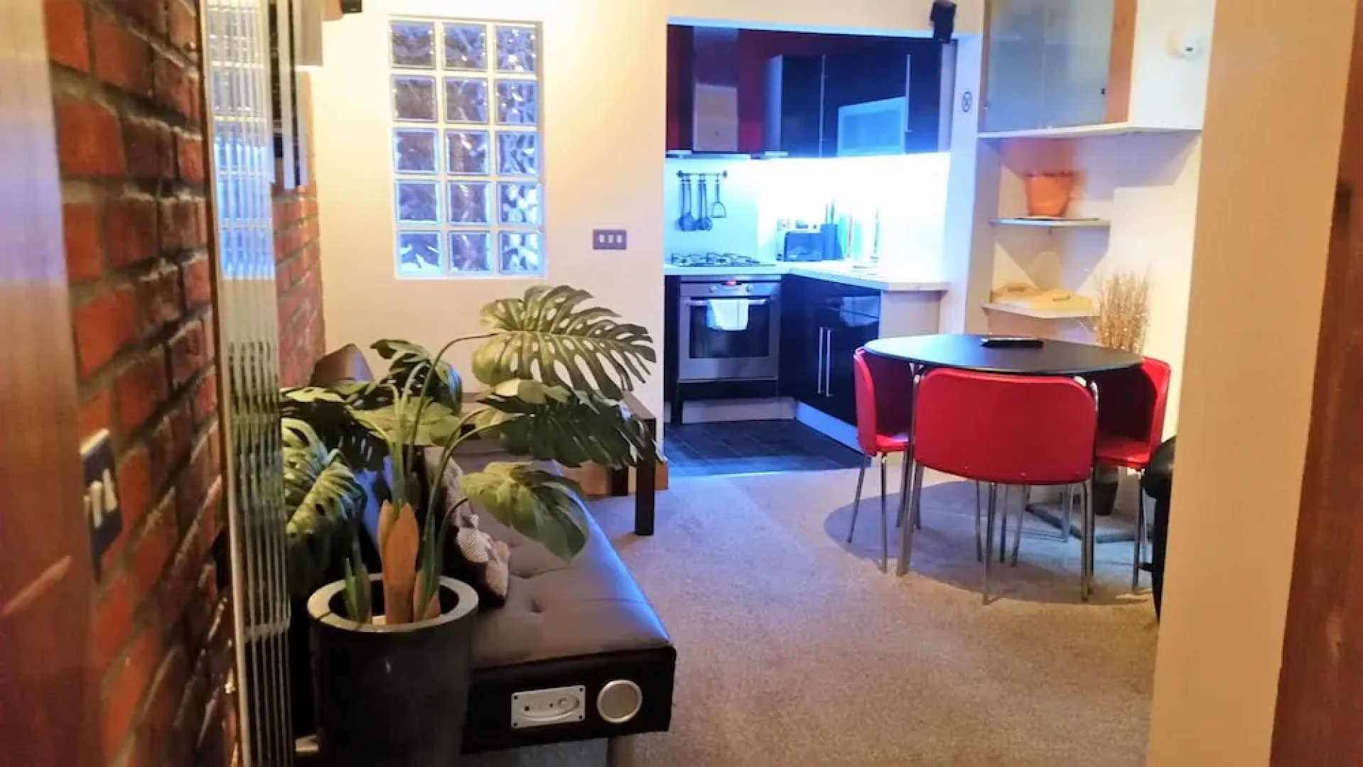 Bath Road Apartments