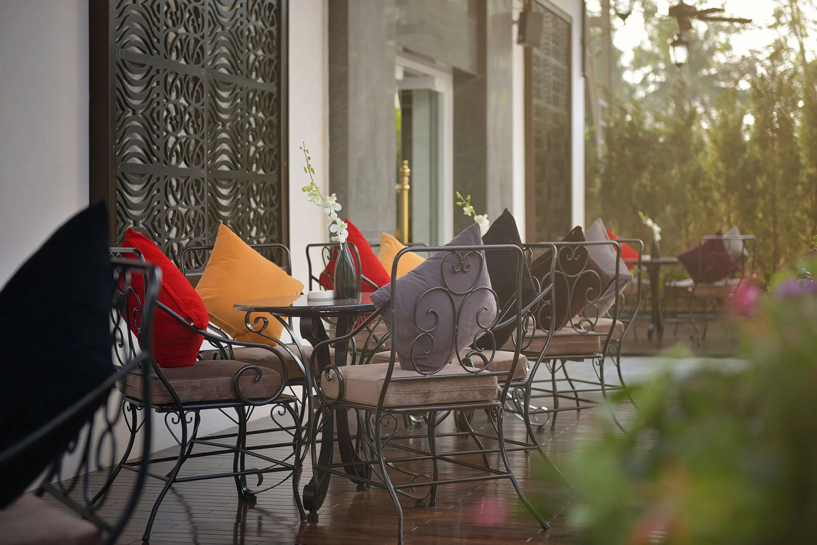 Paradise Suites Hotel