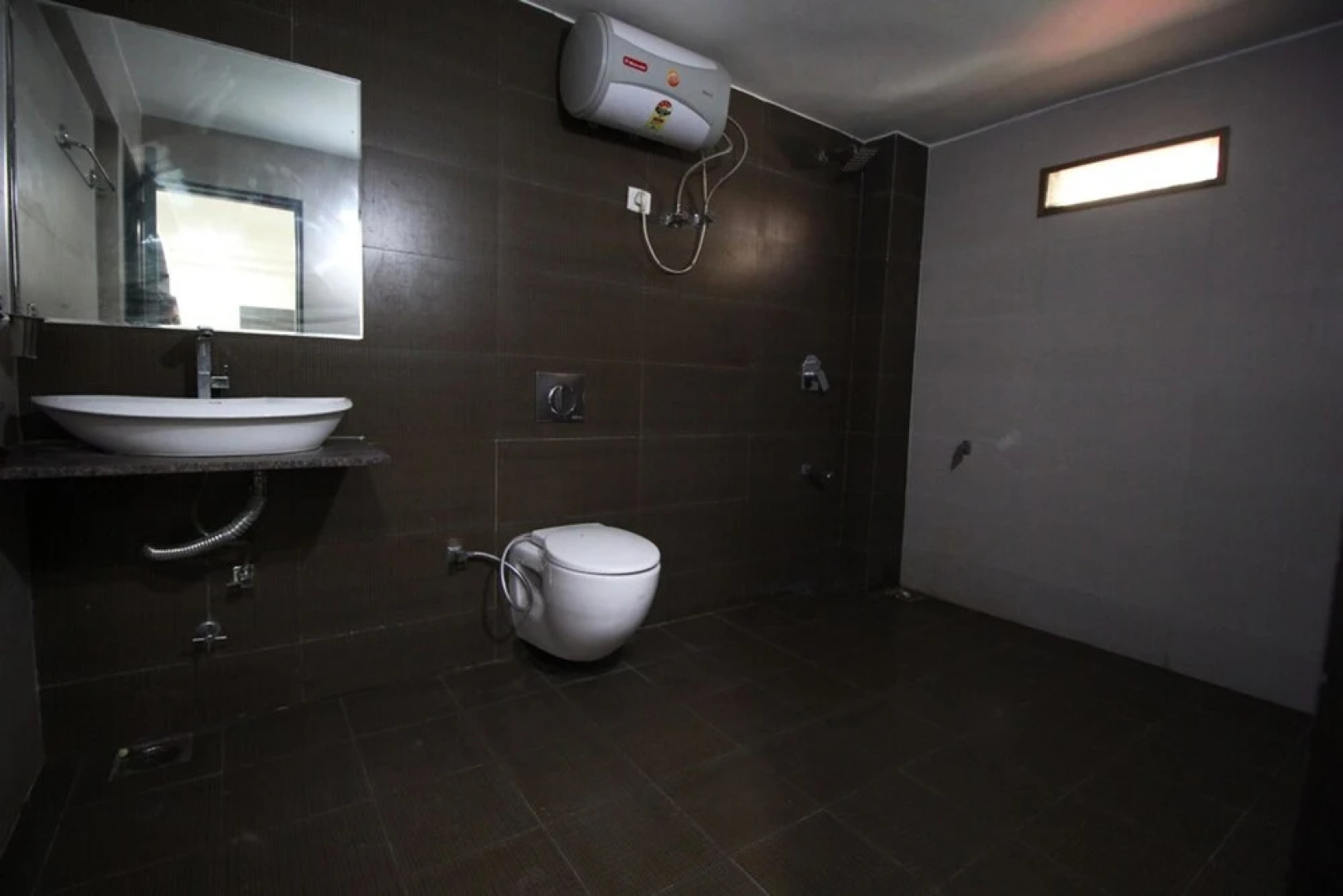 OYO 1360 Hotel Cross Road