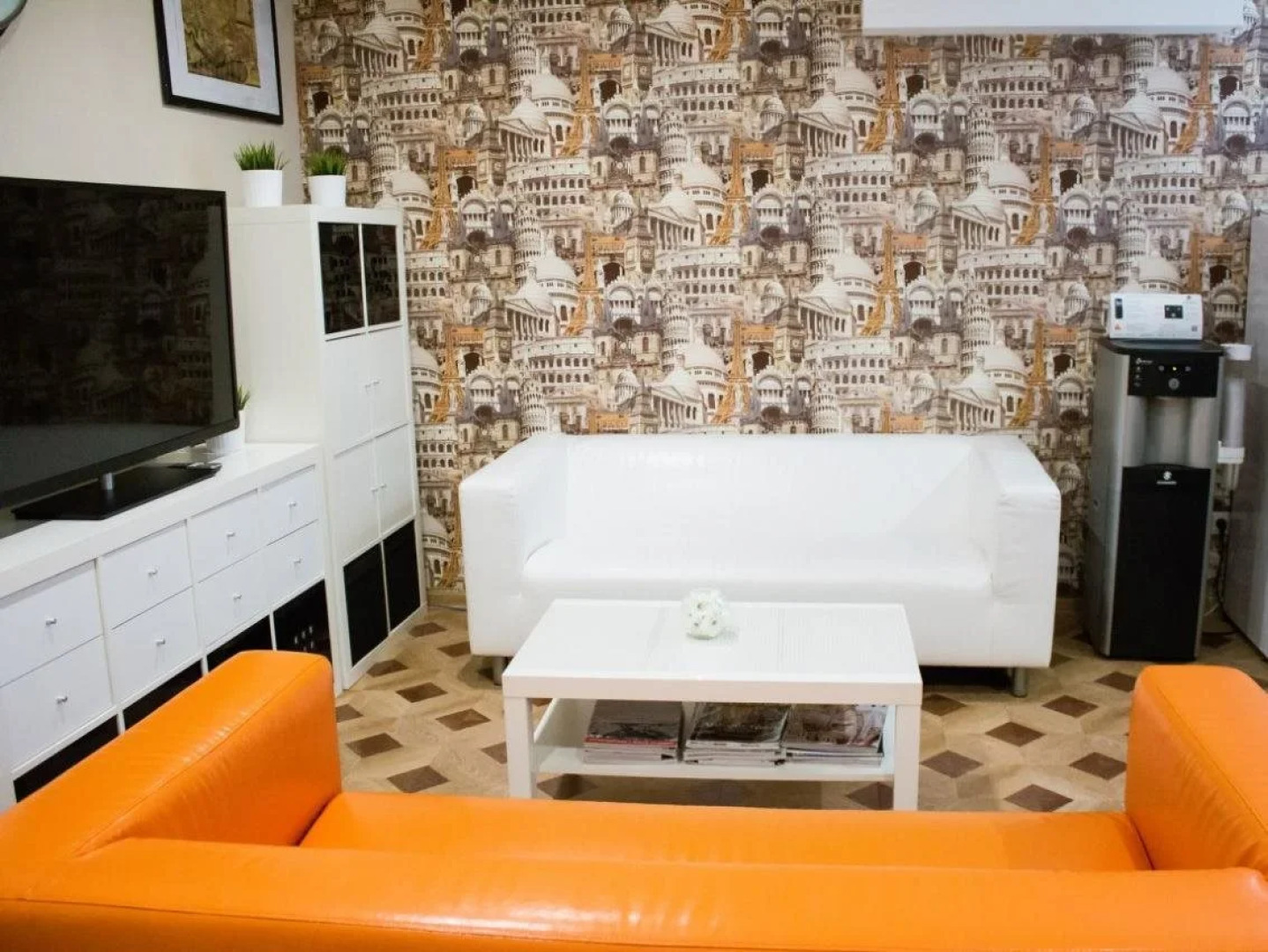 Мини на Ленинградском