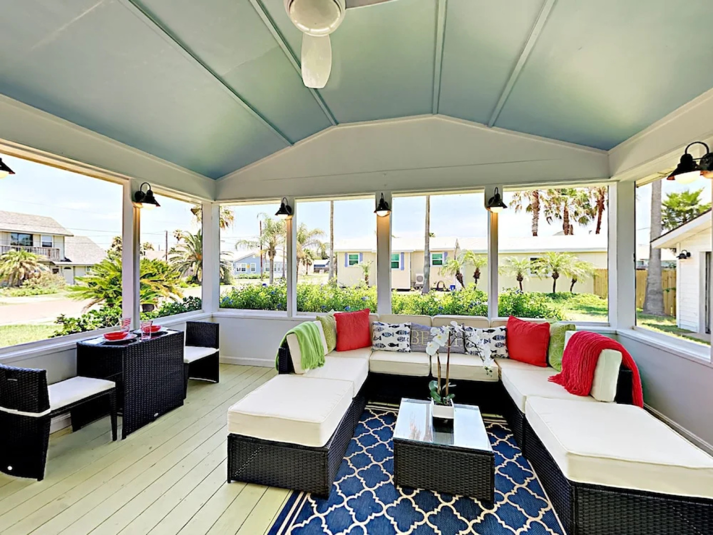 Breezy Cottage - One Bedroom Home