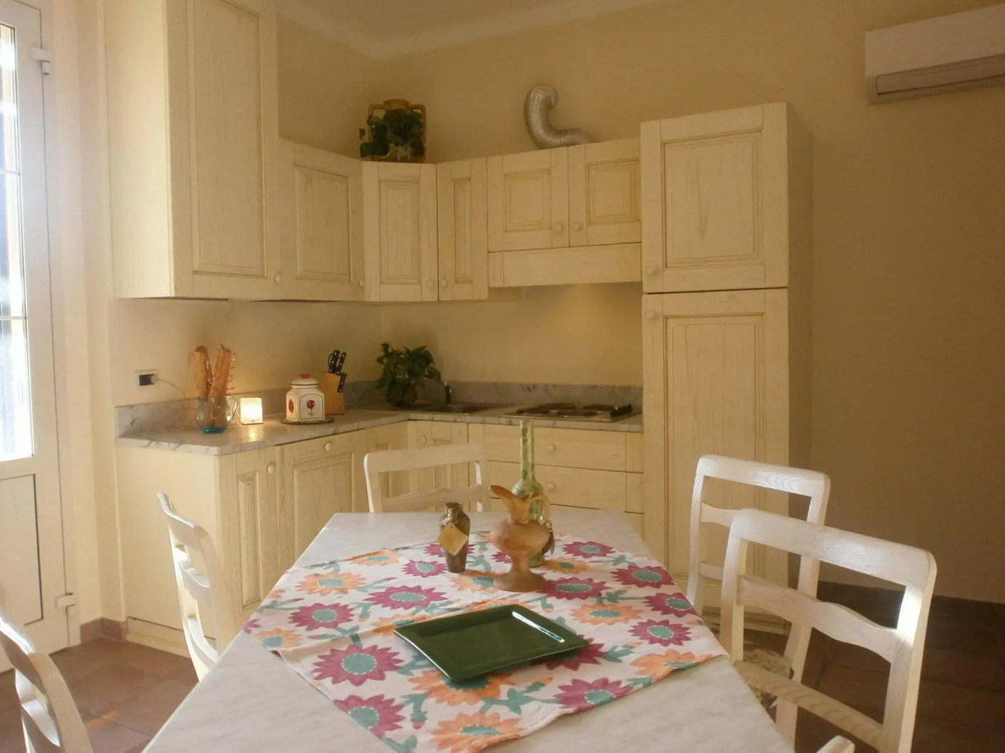 Appartamenti Gardenia, Gelsomino, Viola