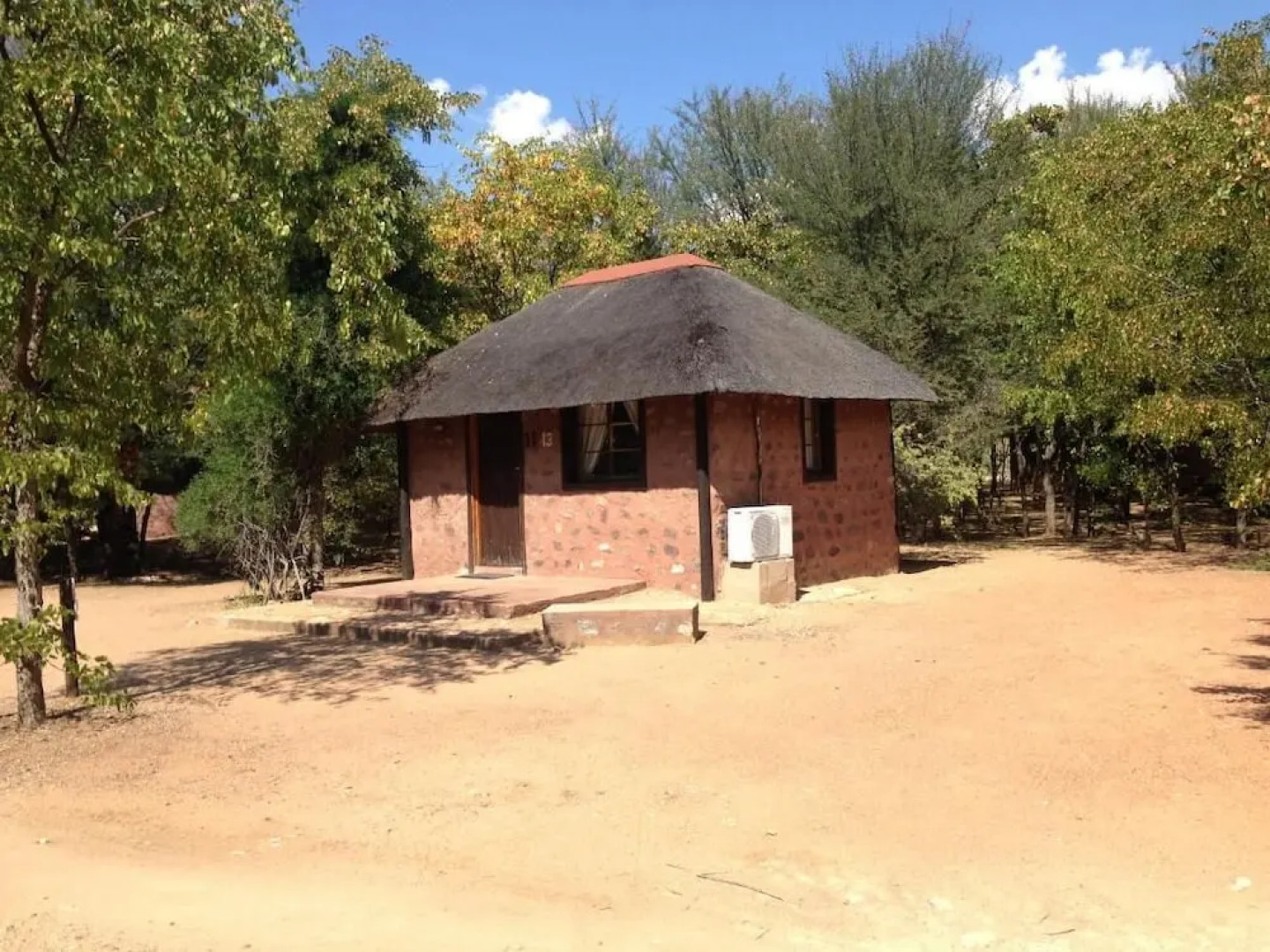 Phokoje Bush Lodge