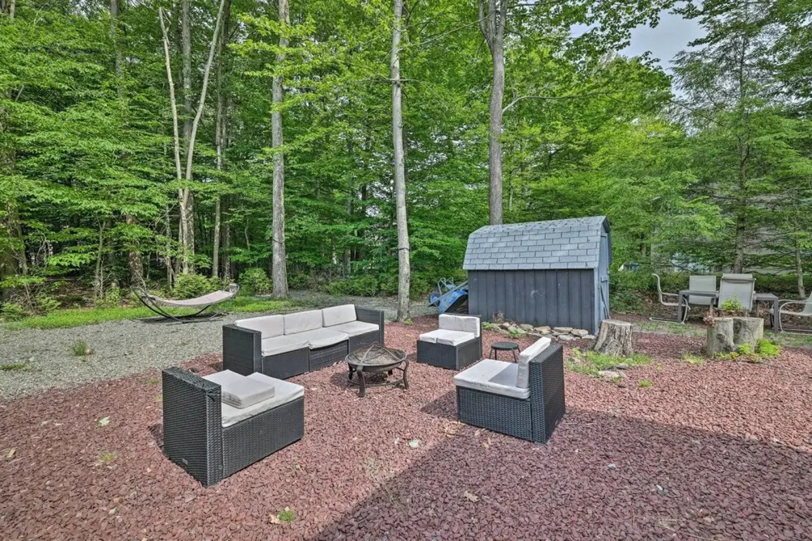 Pocono Mtn Retreat w/ Hot Tub < 11 Mi to Camelback