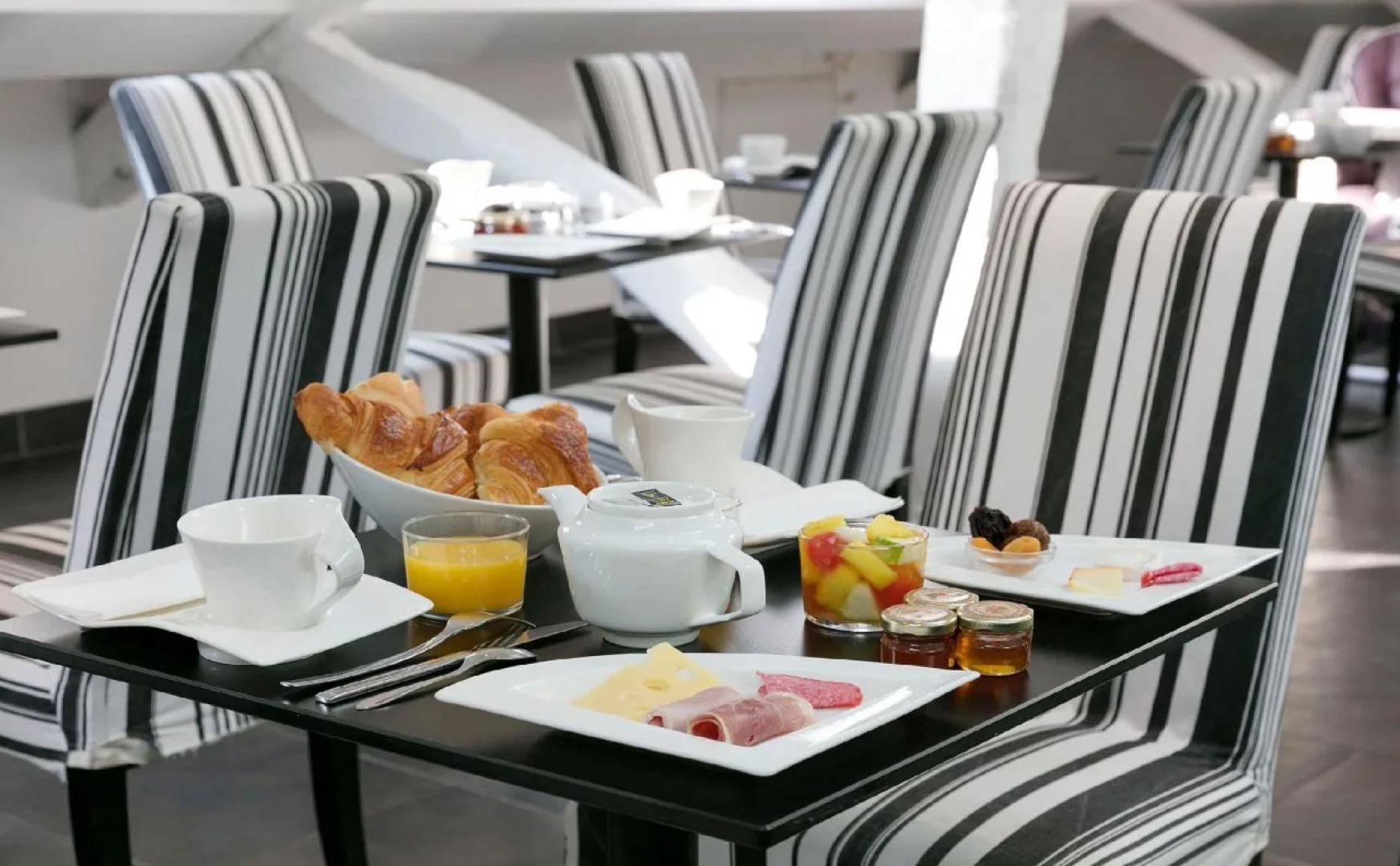 Standard Design Hotel