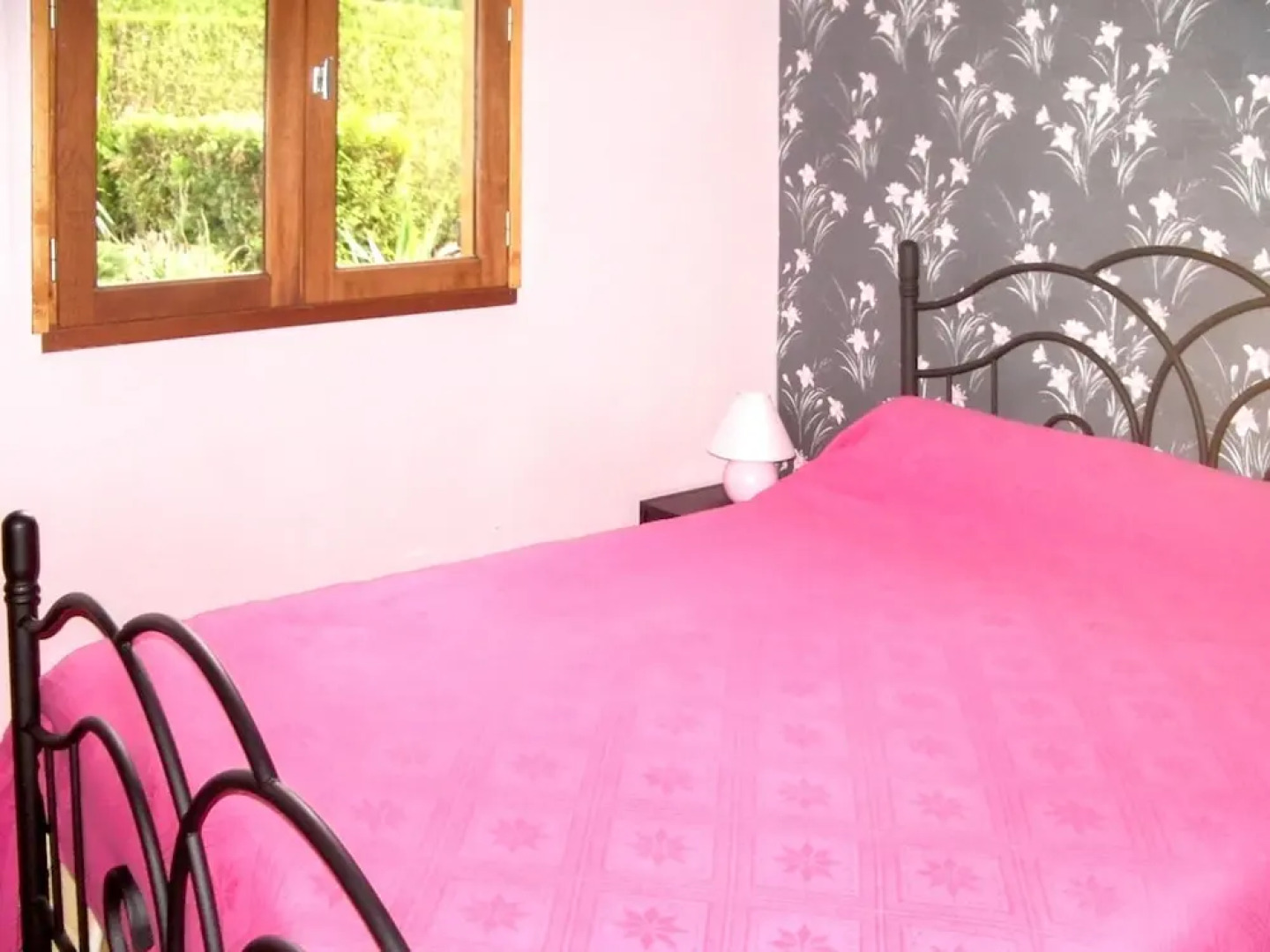 Chalet With 3 Bedrooms in Saint-gérons, With Wonderful Lake View, Pool