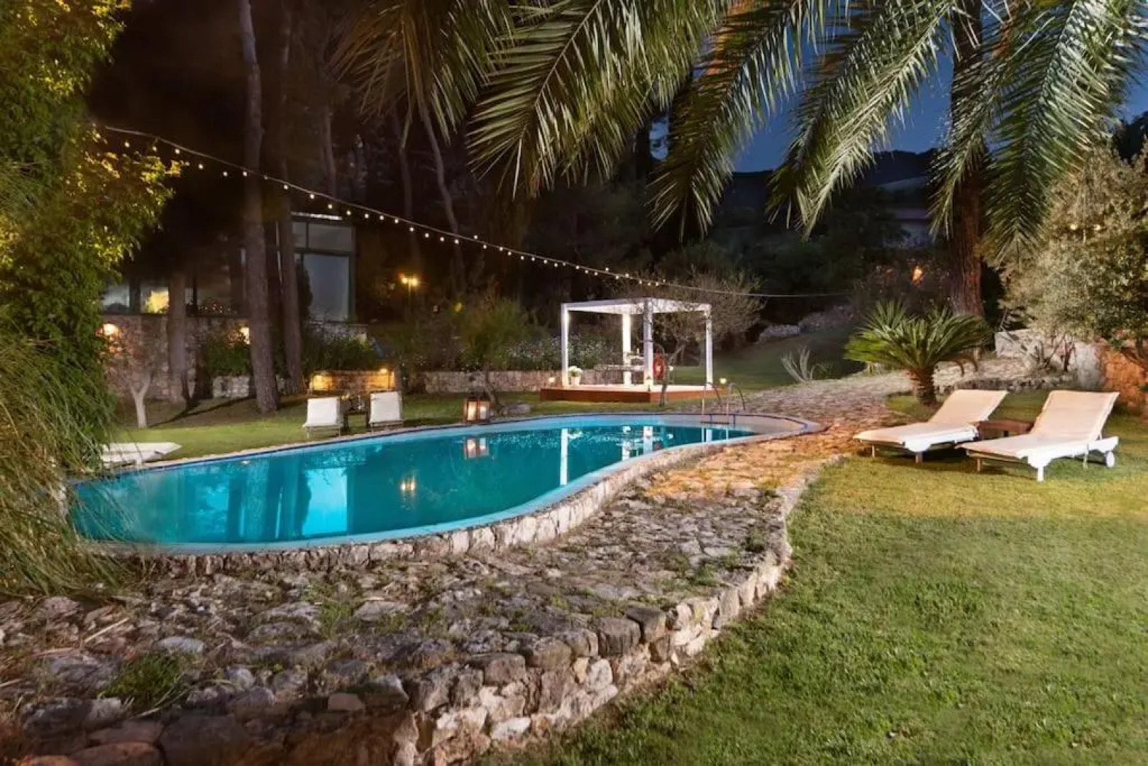 3 BD Luxurious villa with agriculture surroundings