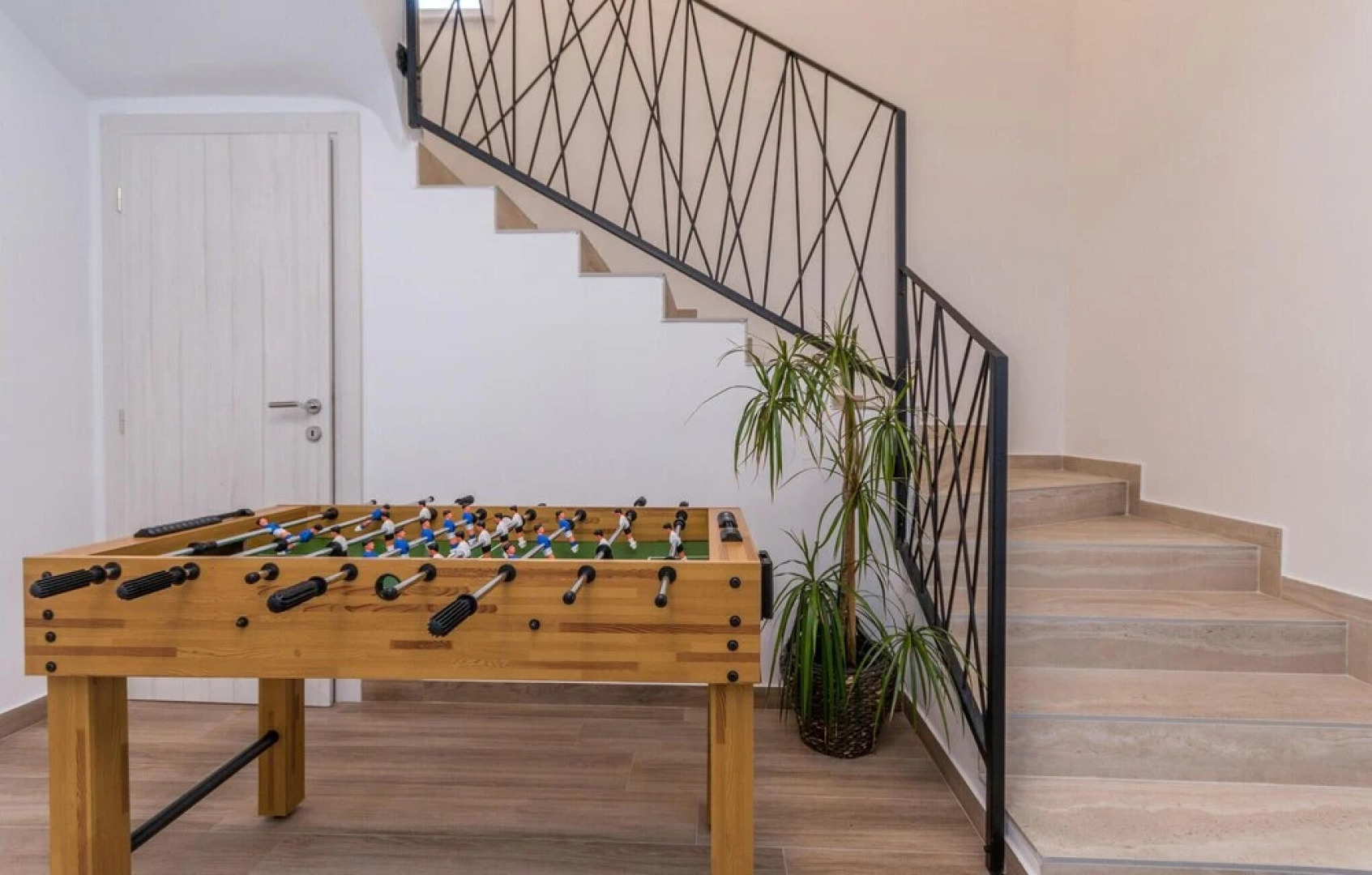 Stunning Home in Donje Rastane With Wifi, 4 Bedrooms and Outdoor Swimming Pool