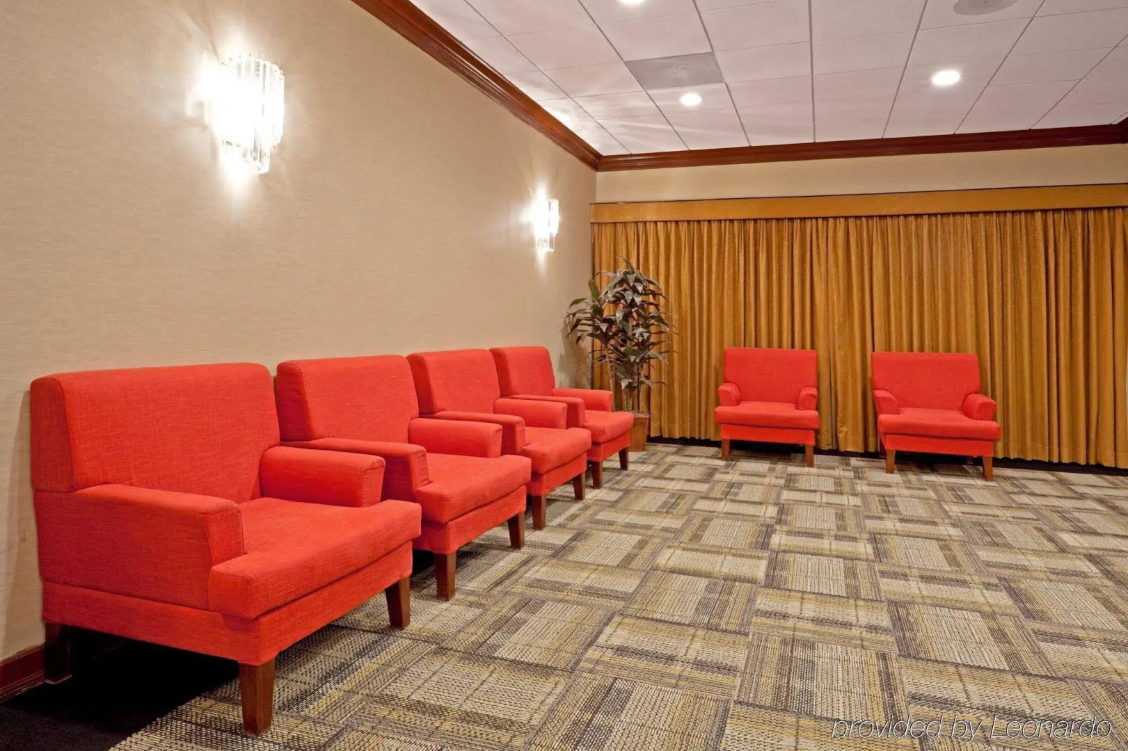 Holiday Inn Totowa Wayne Hotel