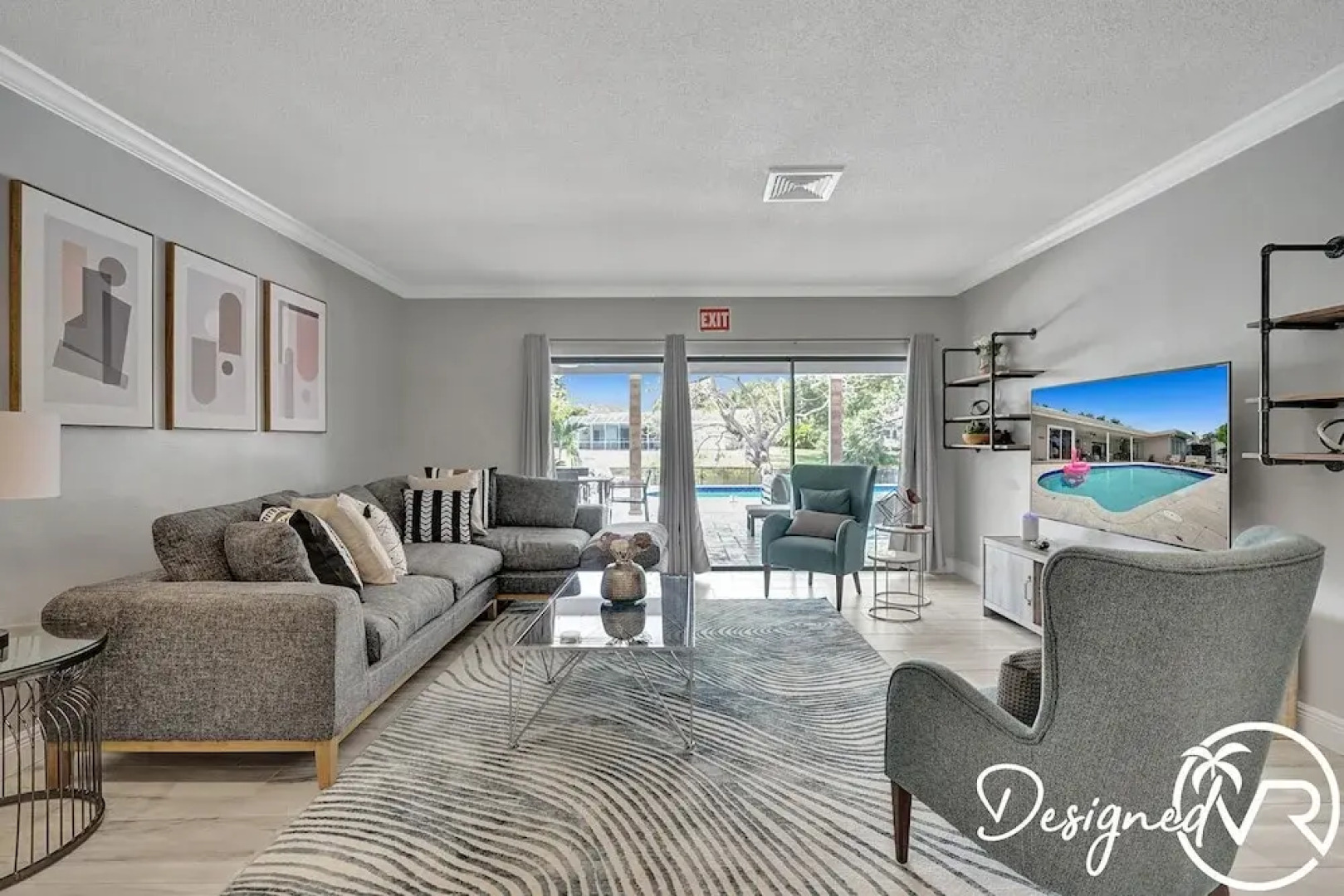 Family vacation 5 Br with Heated Pool