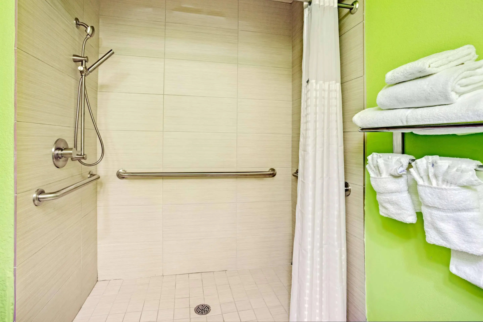 Arya Inn & Suites Farmers Branch