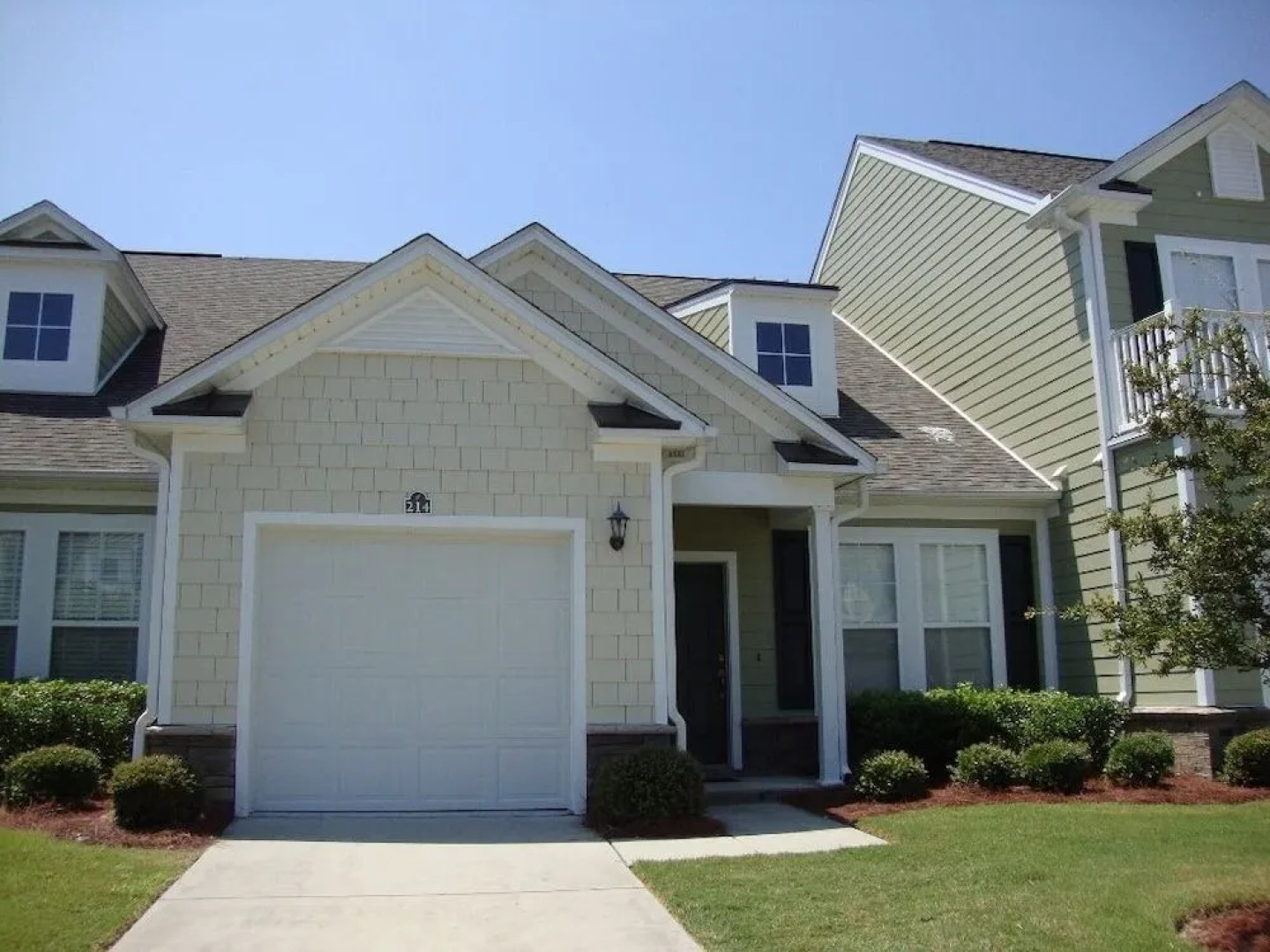 Egret Run #214 3 Bedrooms 3.5 Bathrooms Townhouse
