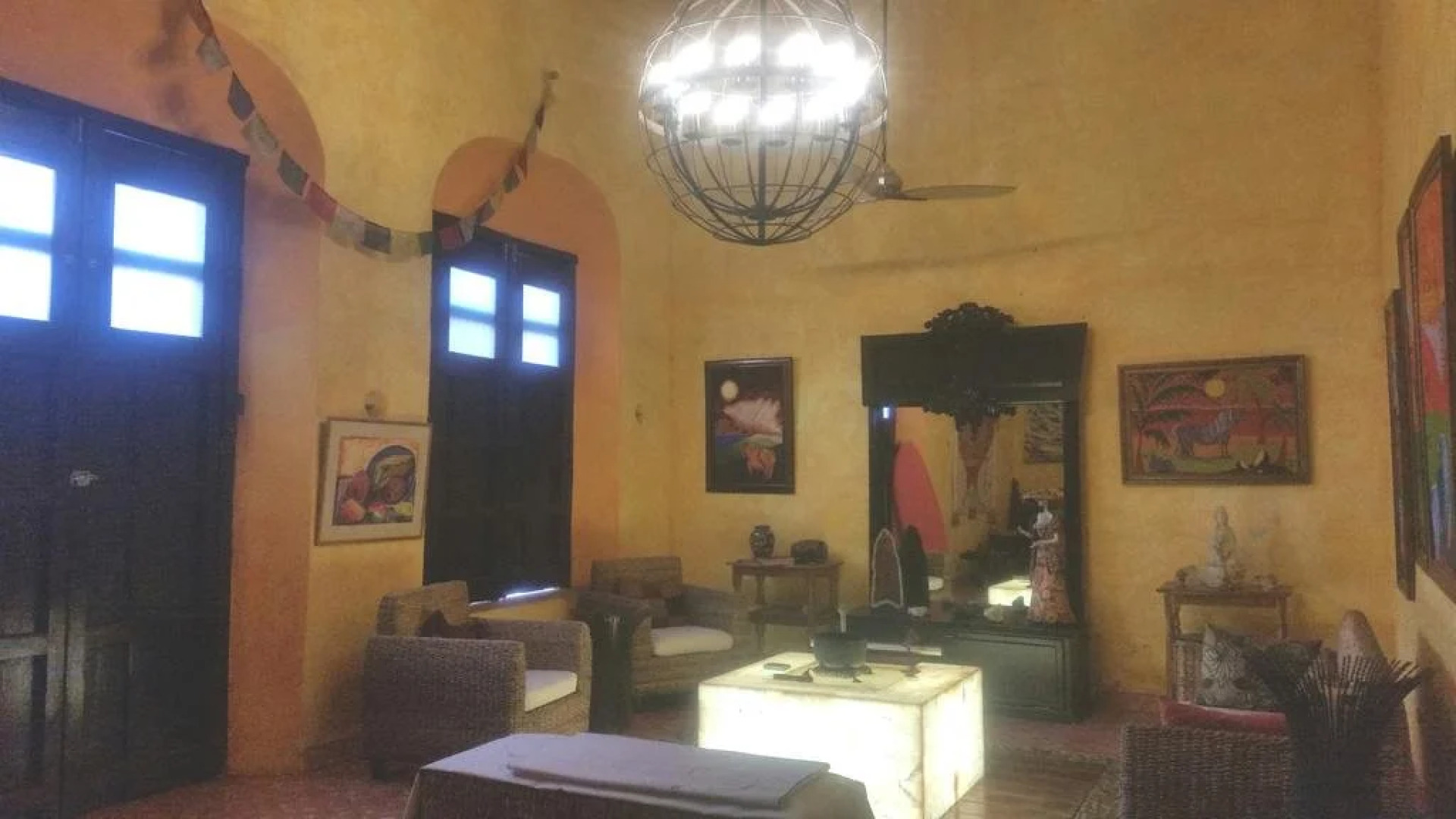 Casa Axis Mundi Raw and Vegan B&B