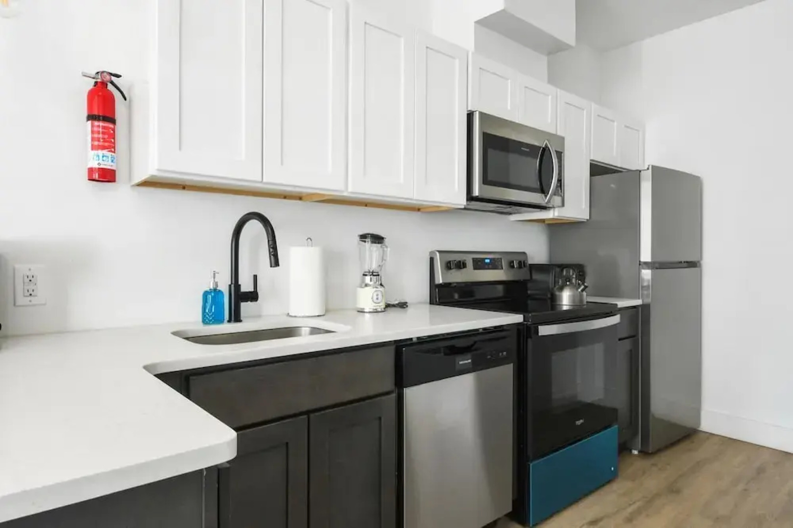 Luxury Studio 30 Mins to Manhattan Evonify