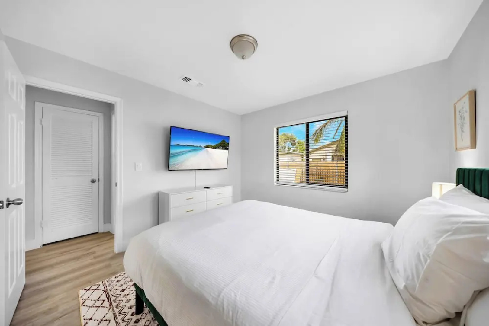 Lakeworth 2 Bedroom Home Free Parking