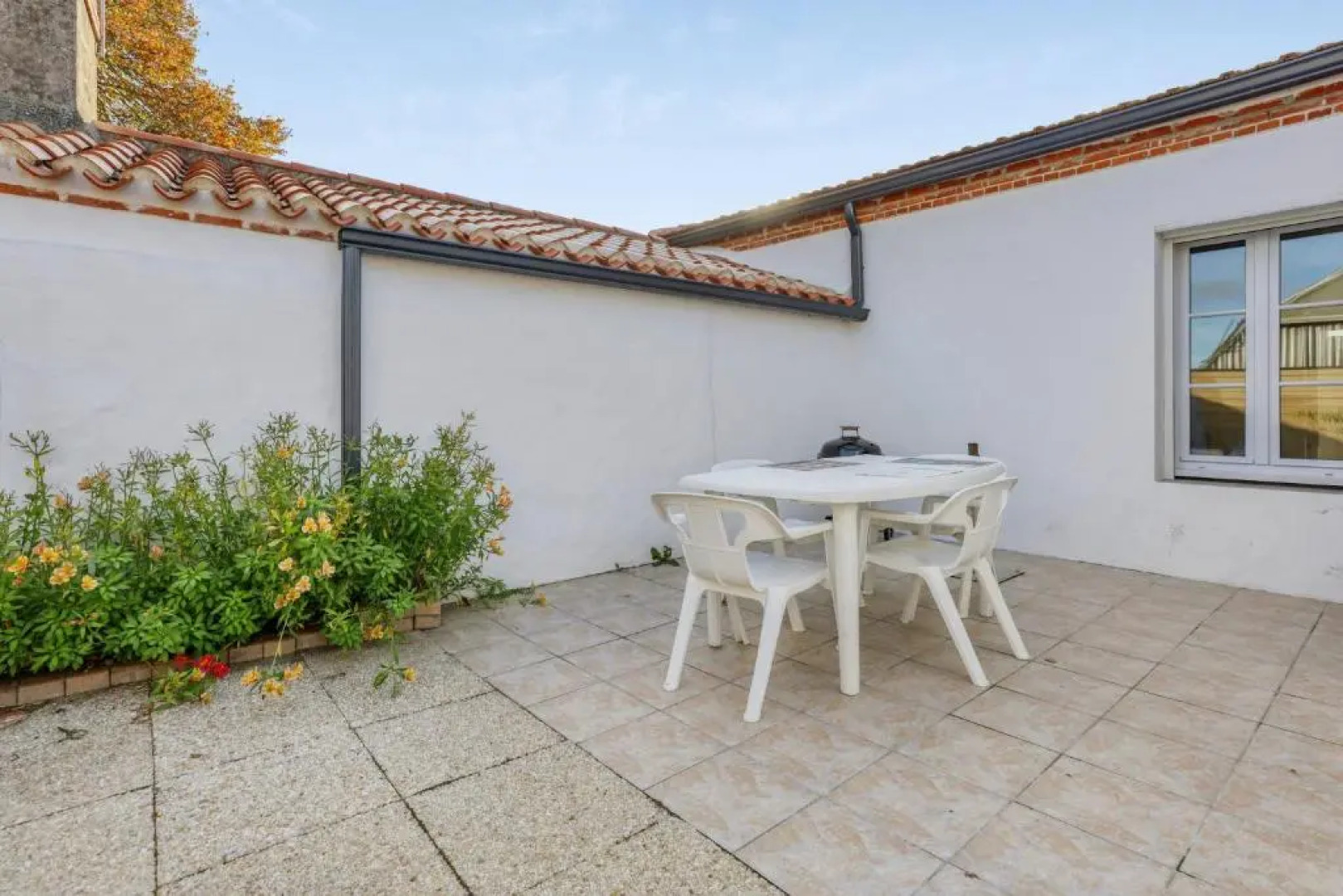 House With 2 Bedrooms In Lepine With Enclosed Garden 700 M From The Beach