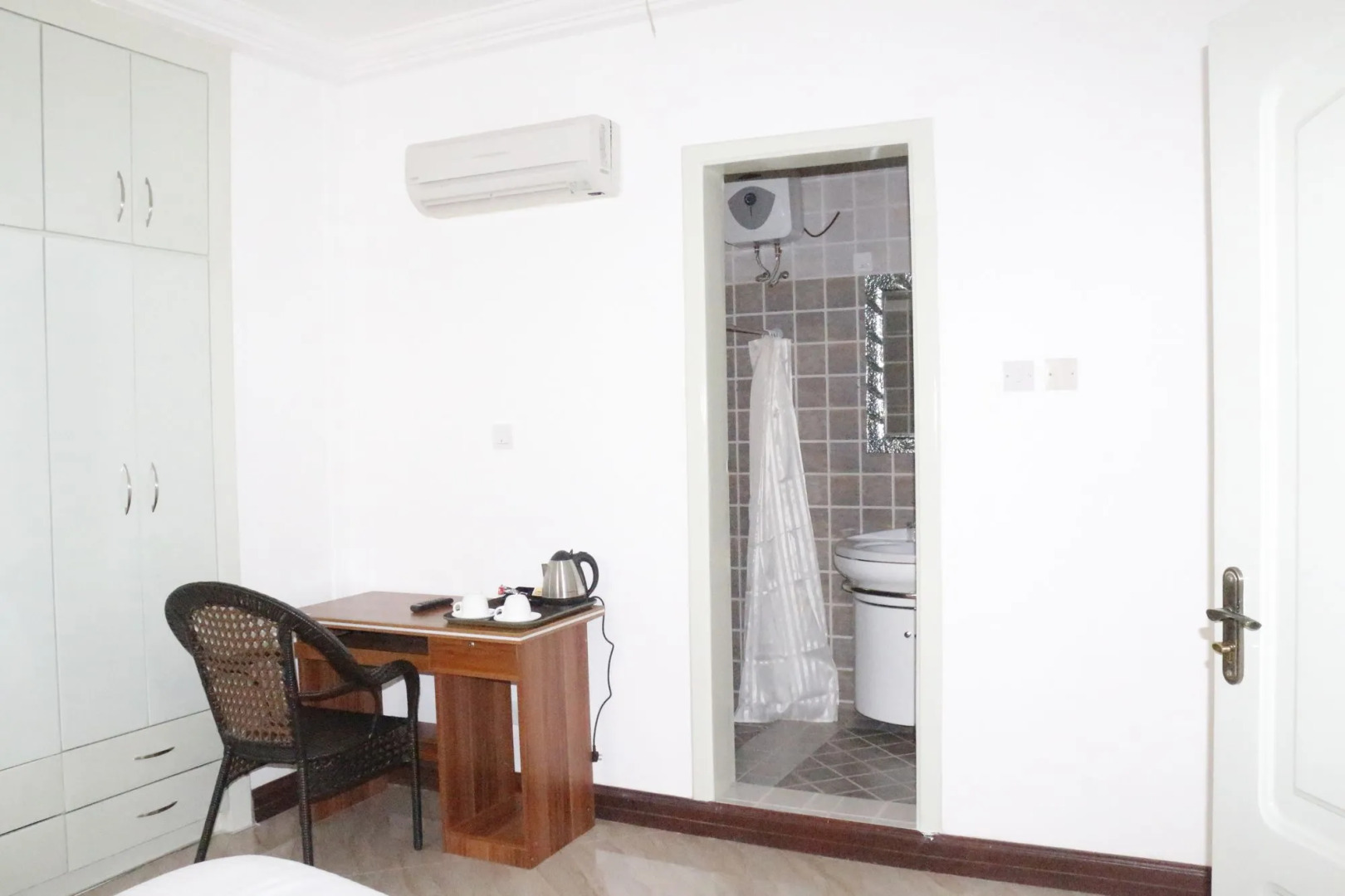 Kingsbridge Royale Hotel