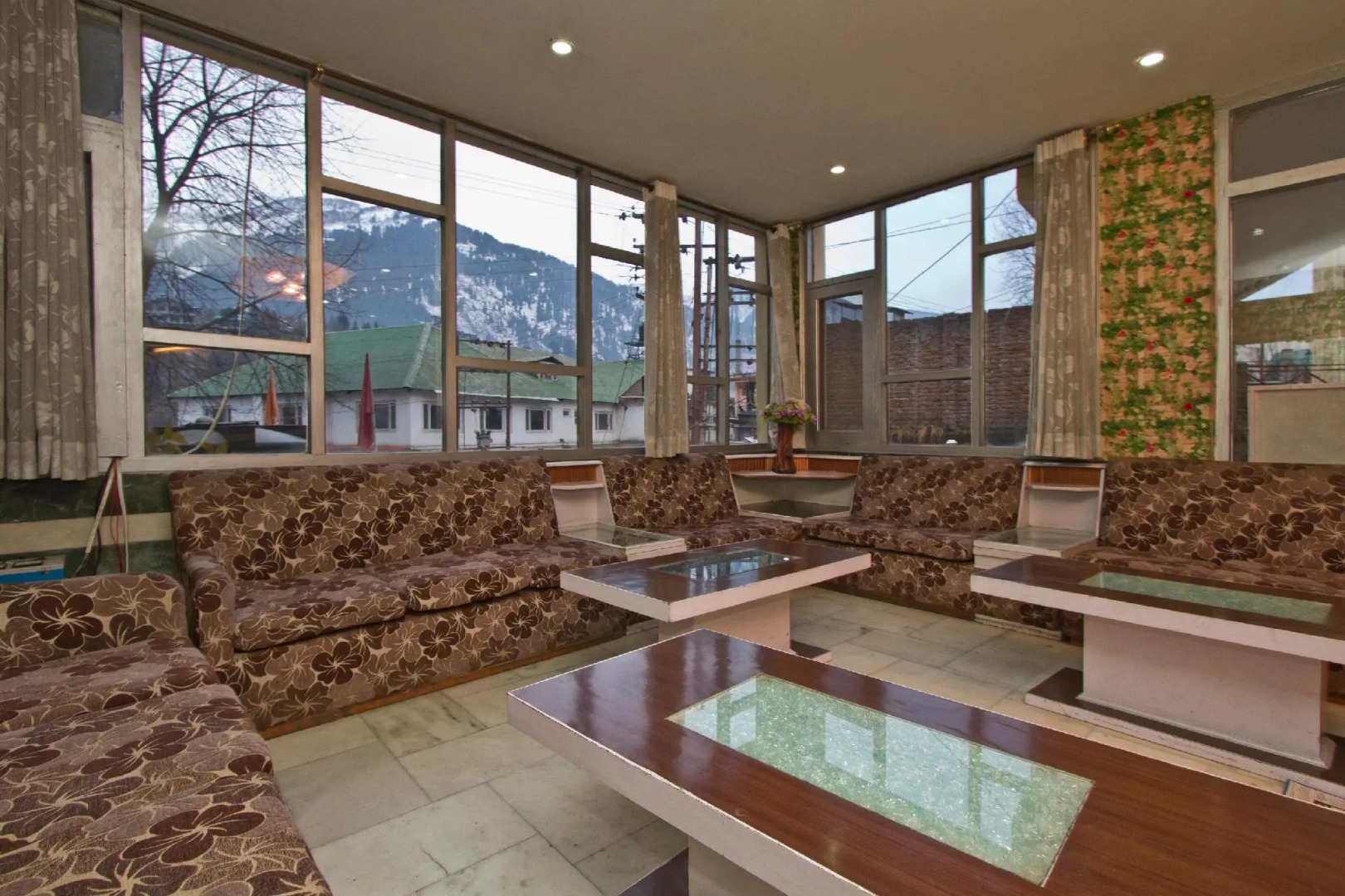 Hotel Sitara International