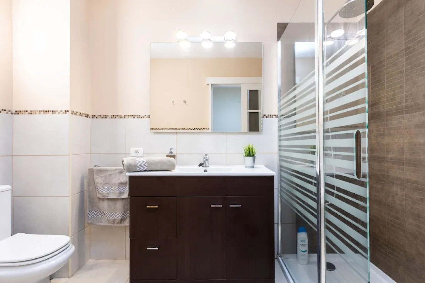 HomeLike Stunning Ocean Views Radazul