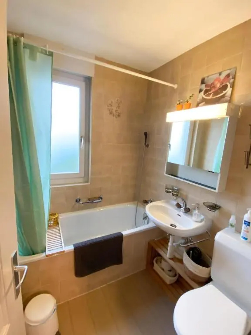 NEB-THUN LODGE`s Appartement 1 Hilterfingen Ringstrasse 6