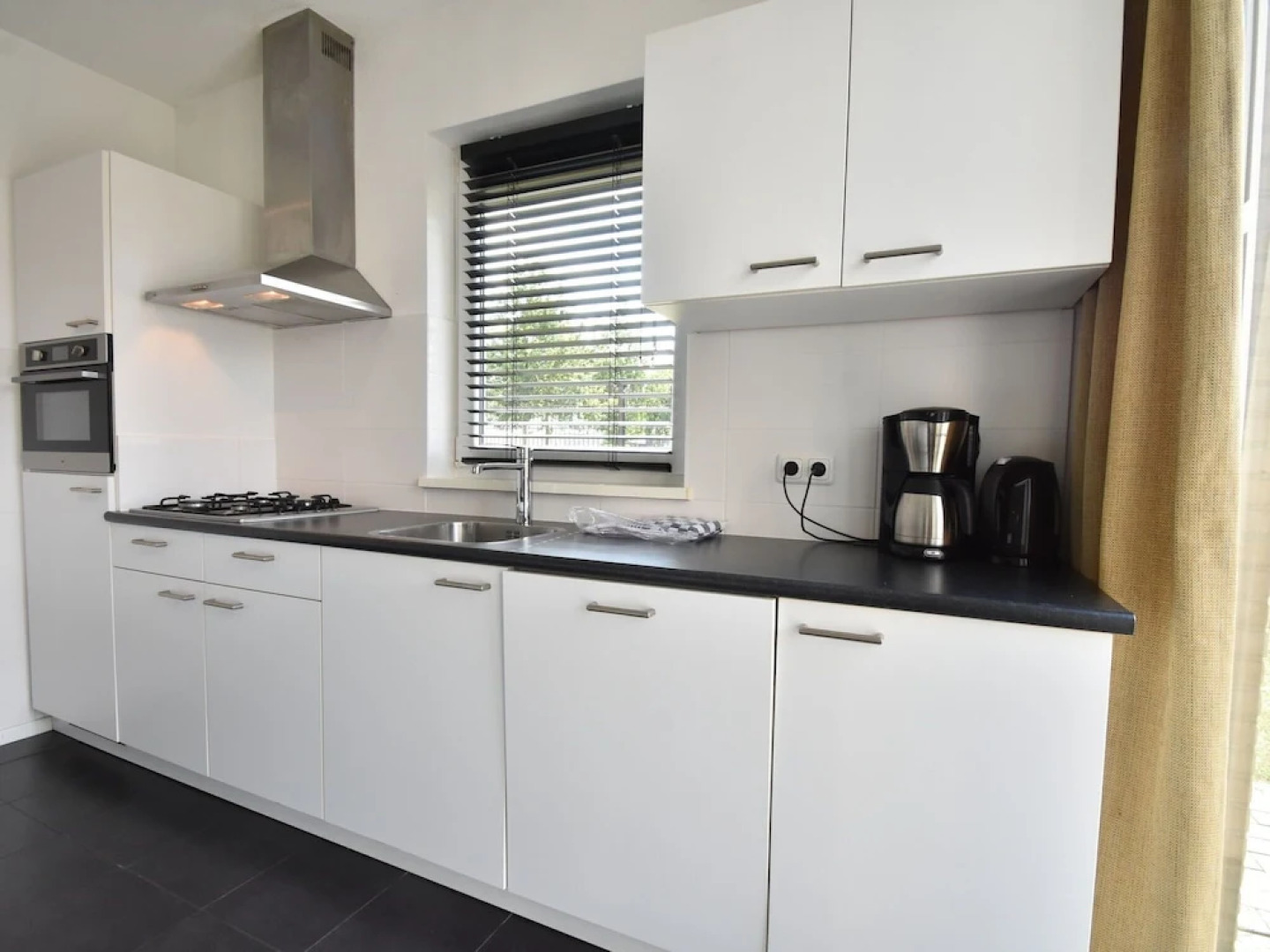 Pleasant Holiday Home in Zeewolde near Golf Course