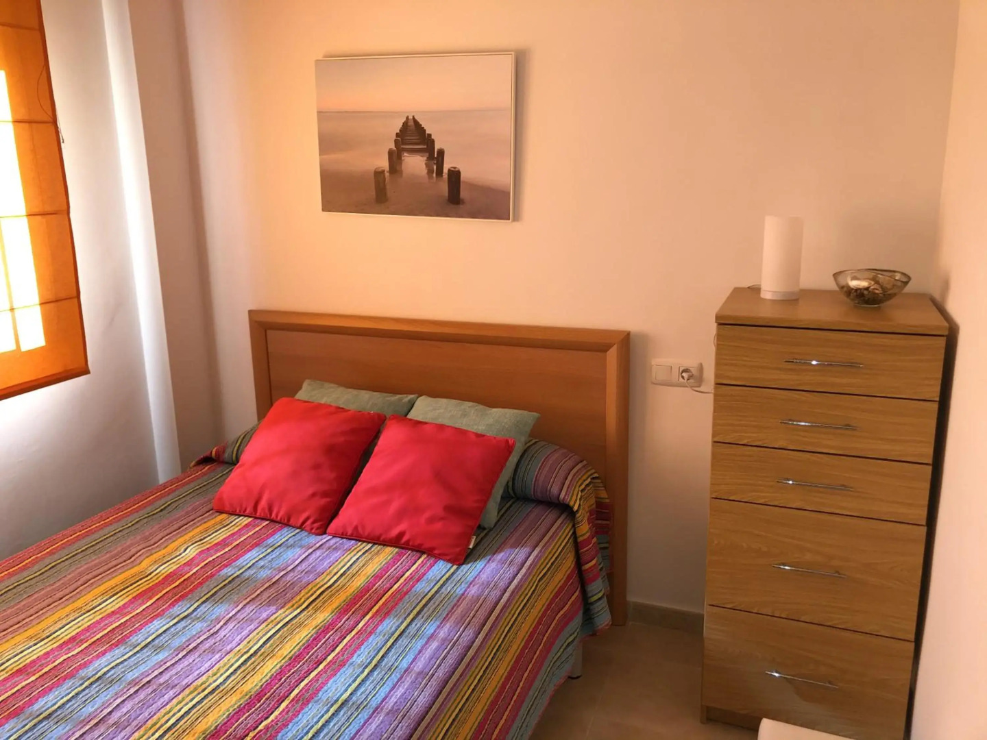 Apartamento junto al mar Los Marineros con acceso independiente por terraza