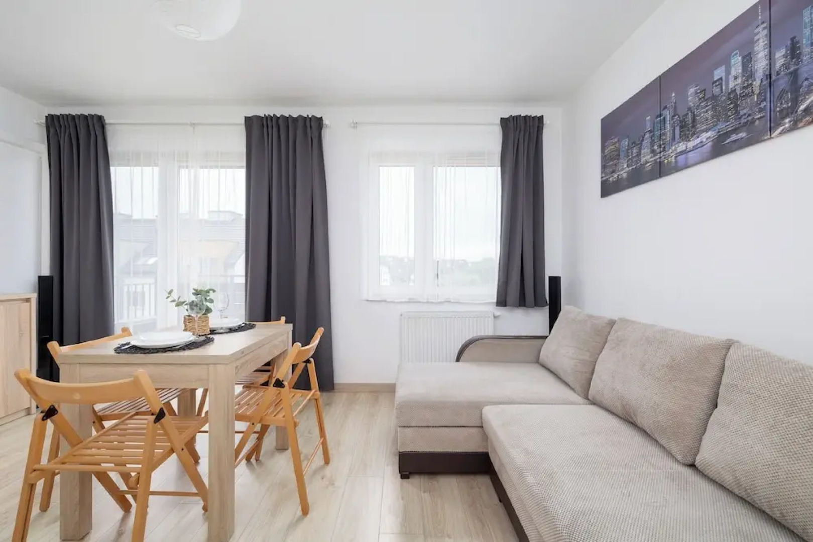 Air-conditioned Apartment by Renters