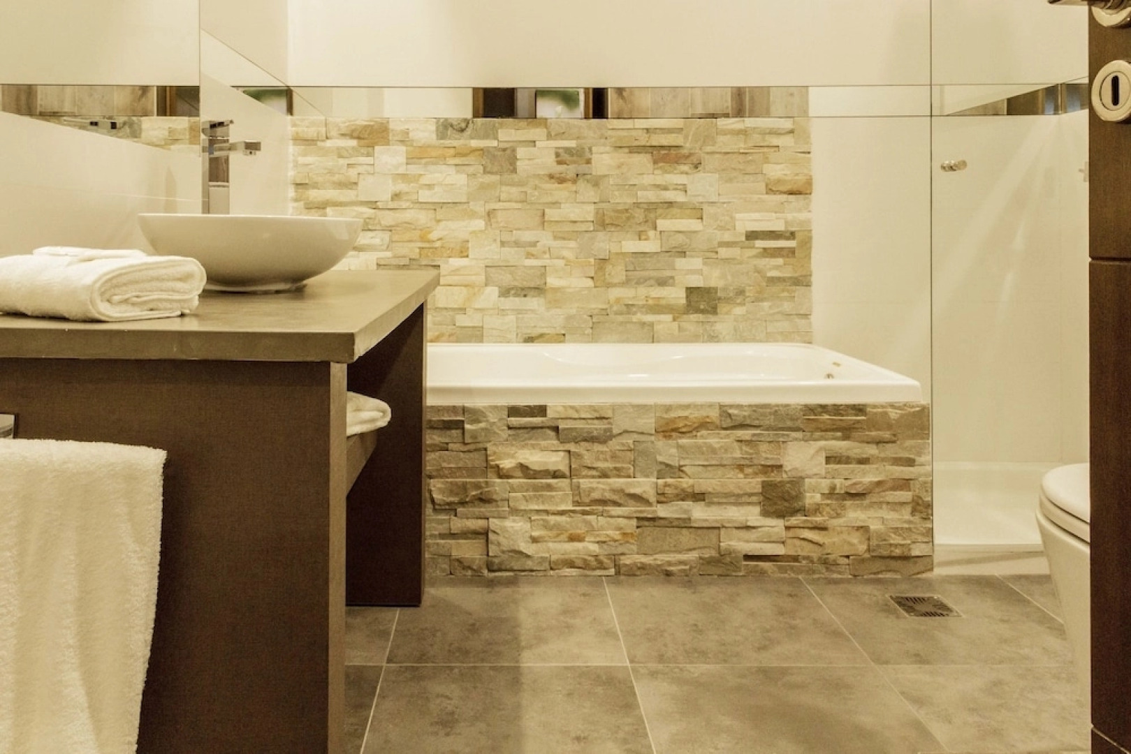 Marale Wine Hotel Boutique