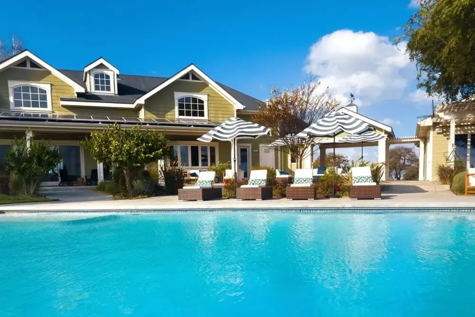 Granada by Avantstay - Secluded Estate w/ Vineyard Views & Pool