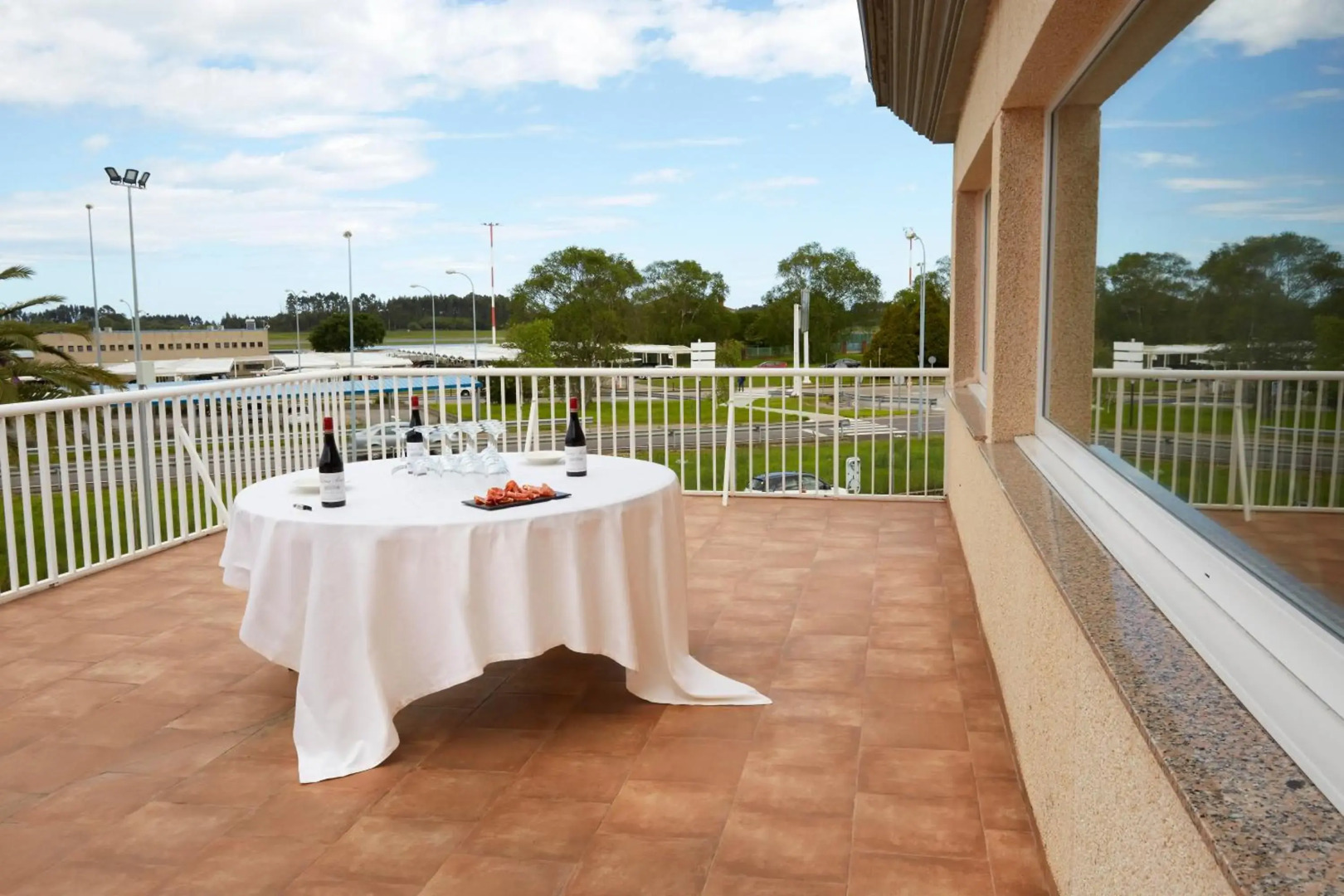 Hotel Arias Aeropuerto