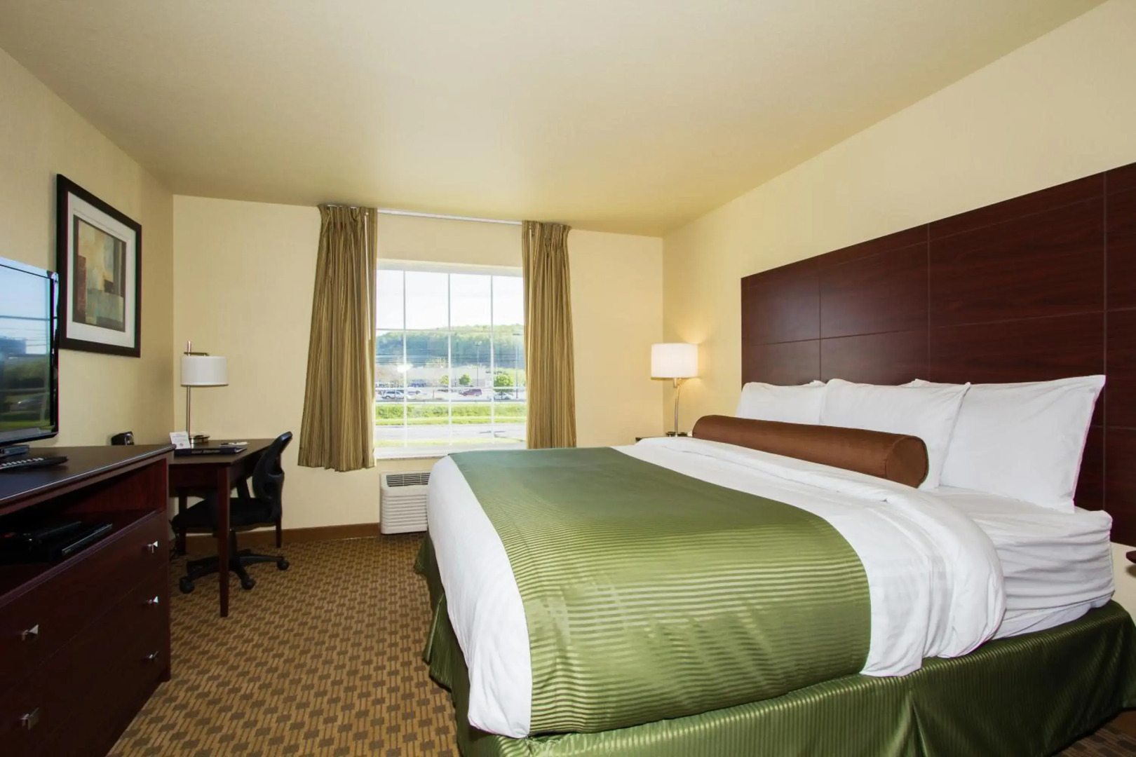 Cobblestone Inn & Suites - Corry