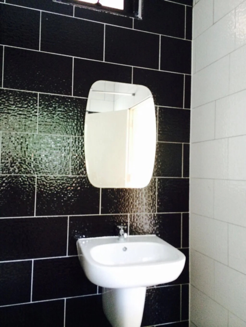 Montra-Nakhon Guest House