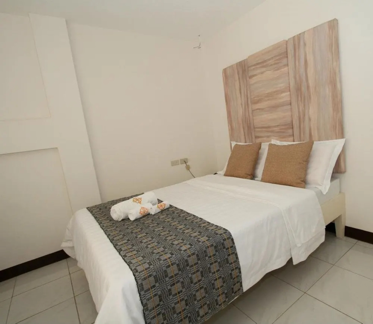 Mira De Polaris Hotel