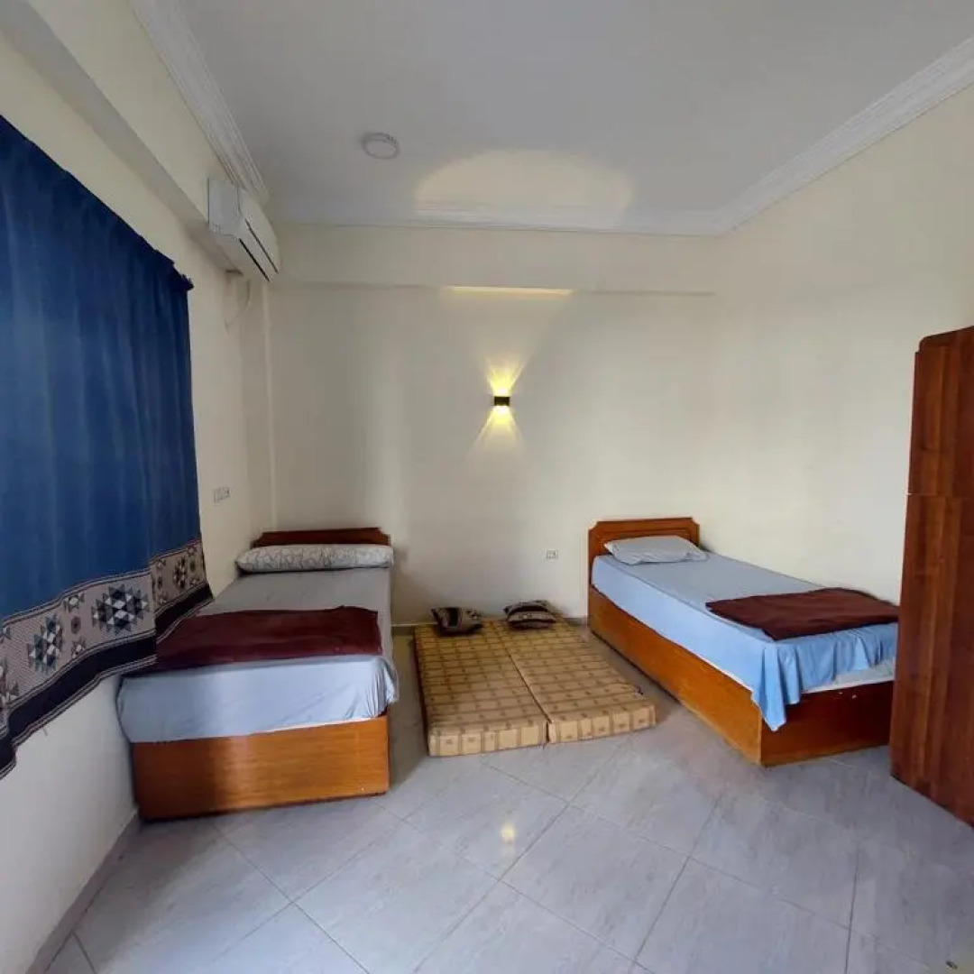 Blue Hole Plaza Studio, Dahab