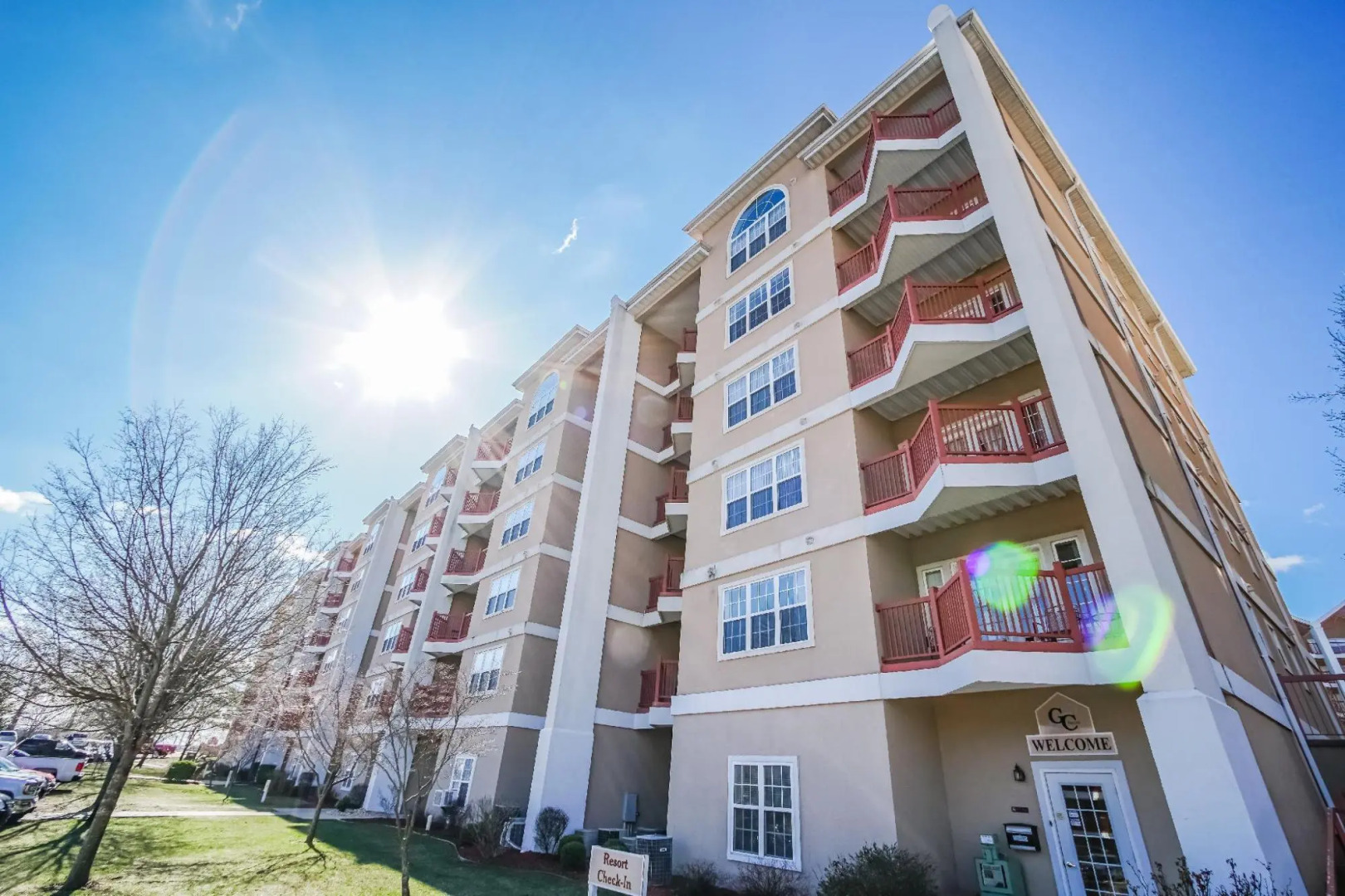 Surreys Grand Crowne Resort